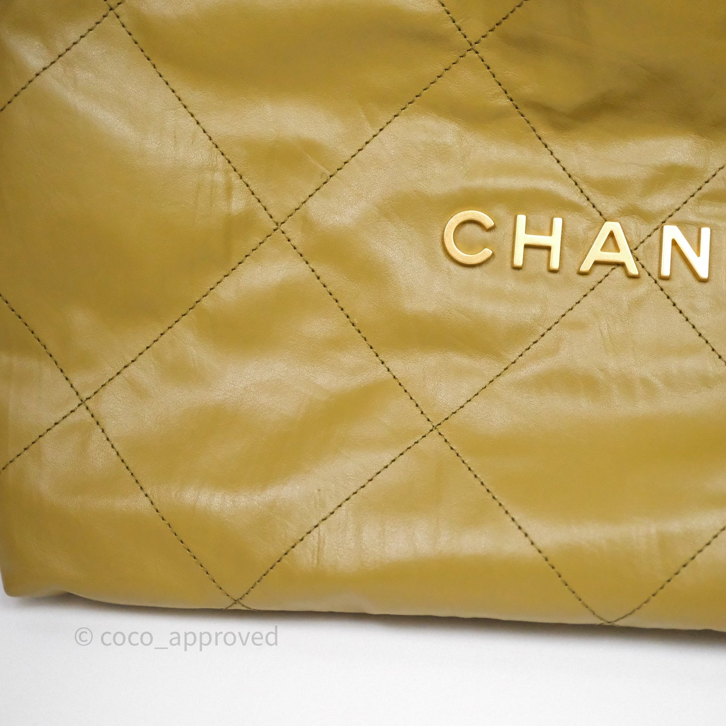 Chanel 22 Bag Medium Crumpled Olive Green Calfskin Aged Gold Hardware