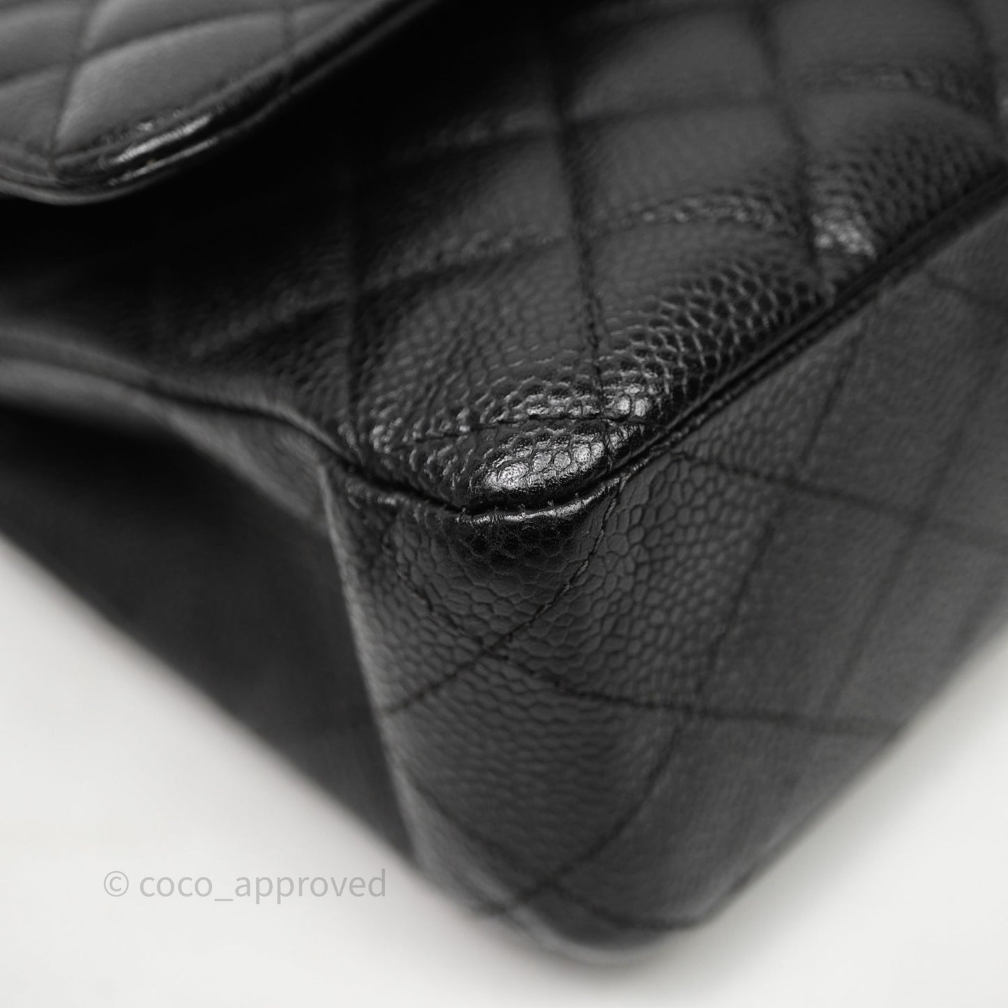 Chanel Classic M/L Medium Flap Quilted Black Caviar Gold Hardware