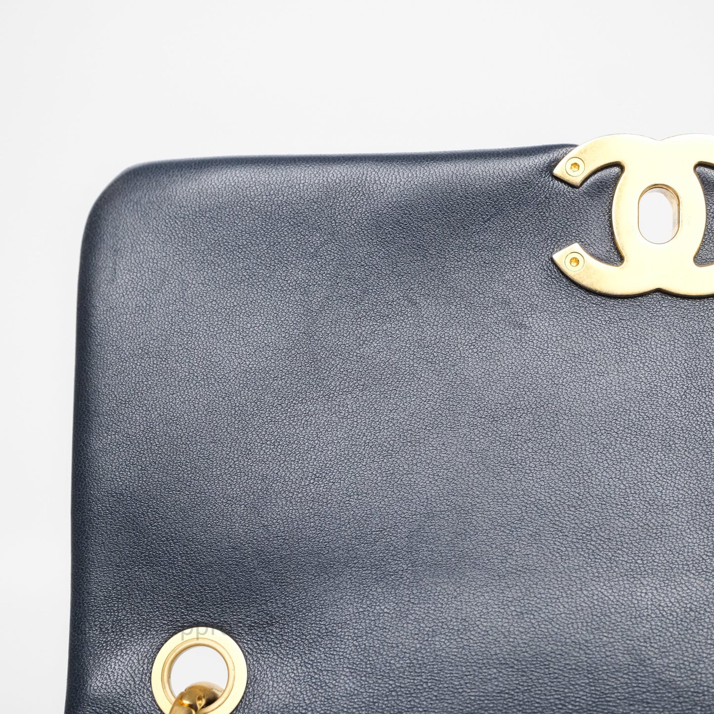 Chanel Quilted Entwined Chain Bag Navy Lambskin Aged Gold Hardware 21P