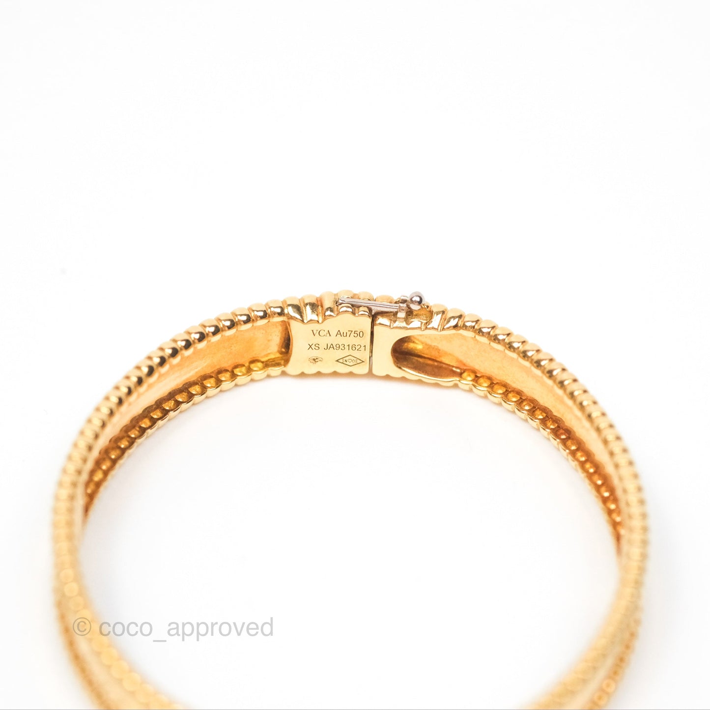 Van Cleef & Arpels Perlée Signature Bracelet Extra Small Model Yellow Gold