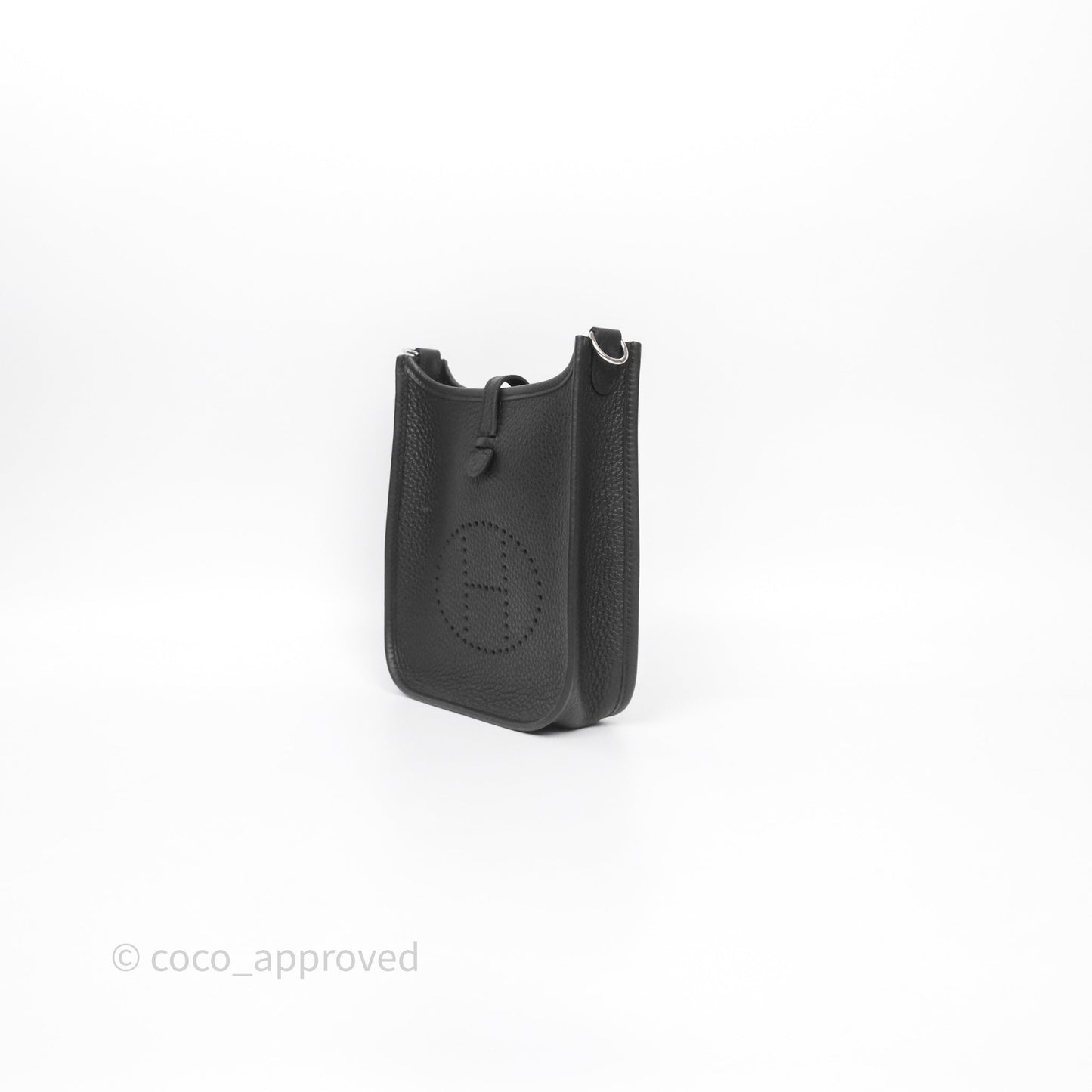 Hermès Mini Evelyne 16 Black Noir 89 Clemence Palladium Hardware
