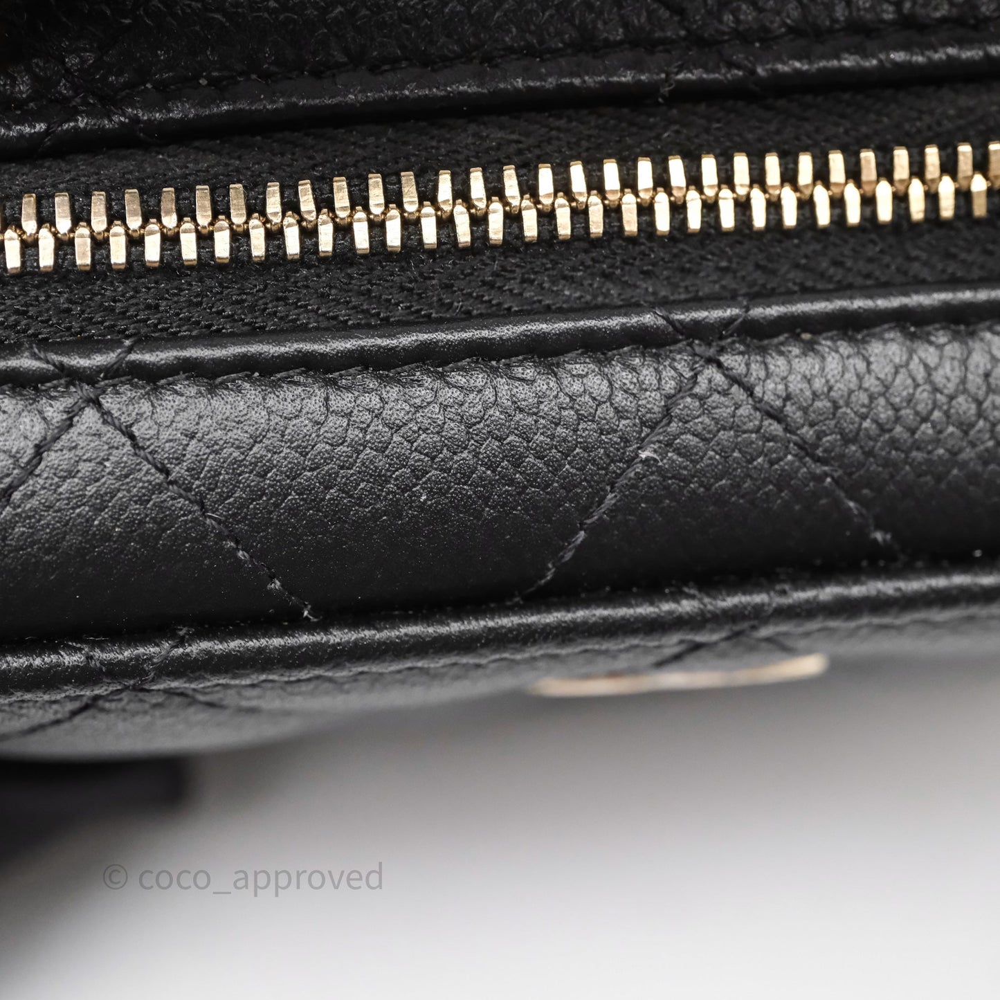 Chanel Quilted Top Handle Mini Vanity Case Black Caviar Gold Hardware