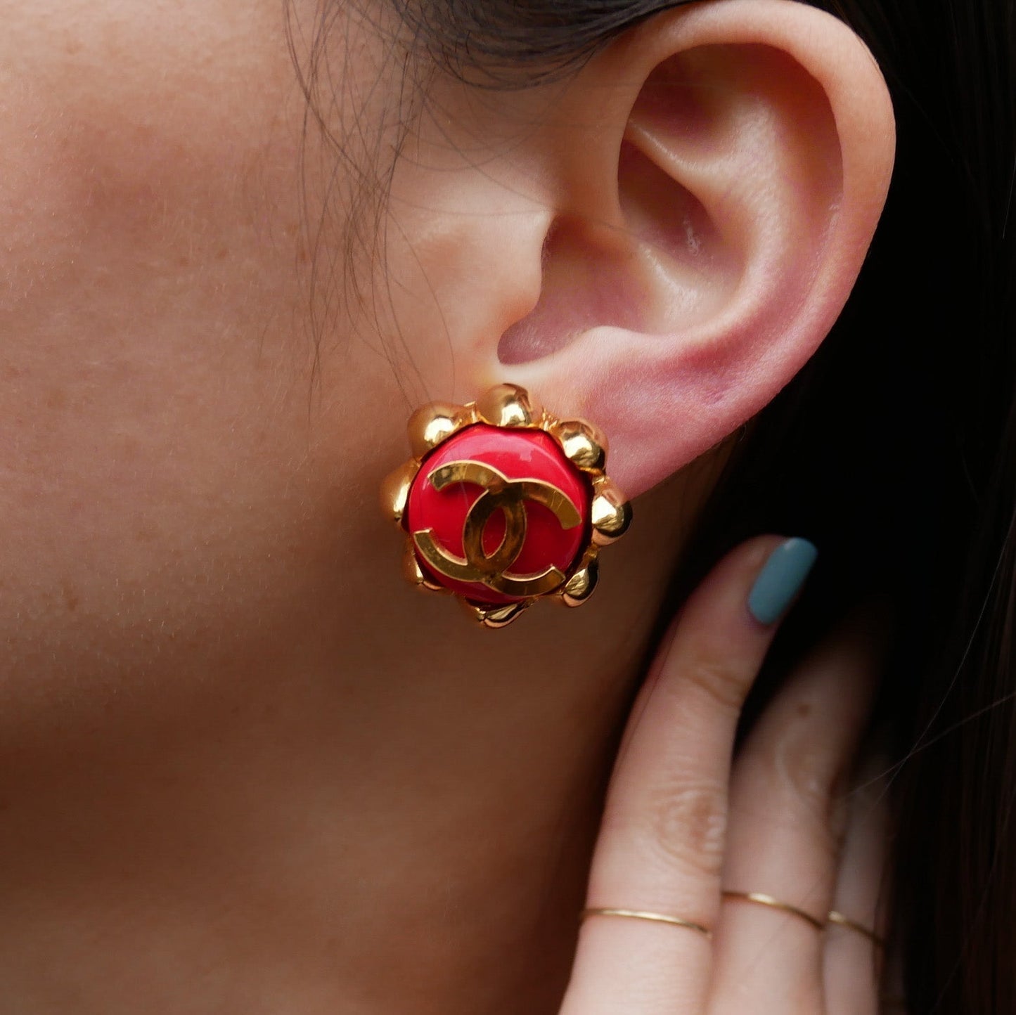 Luxury Chanel 1994 Earrings Red Gold