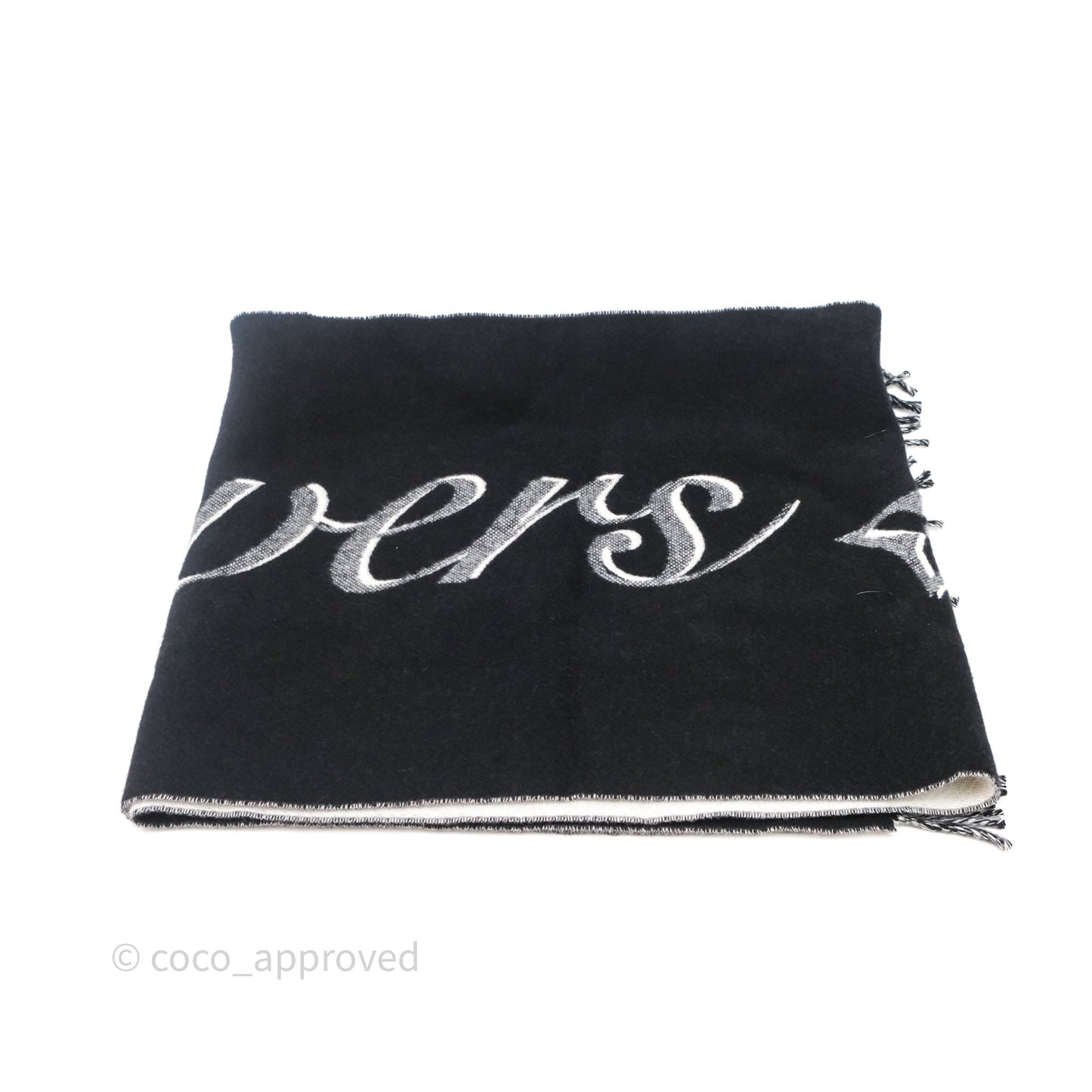 Louis Vuitton Vers Scarf Black