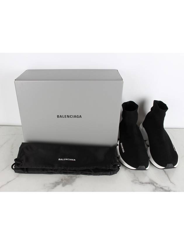 Luxury Balenciaga Speedrunner 42 270