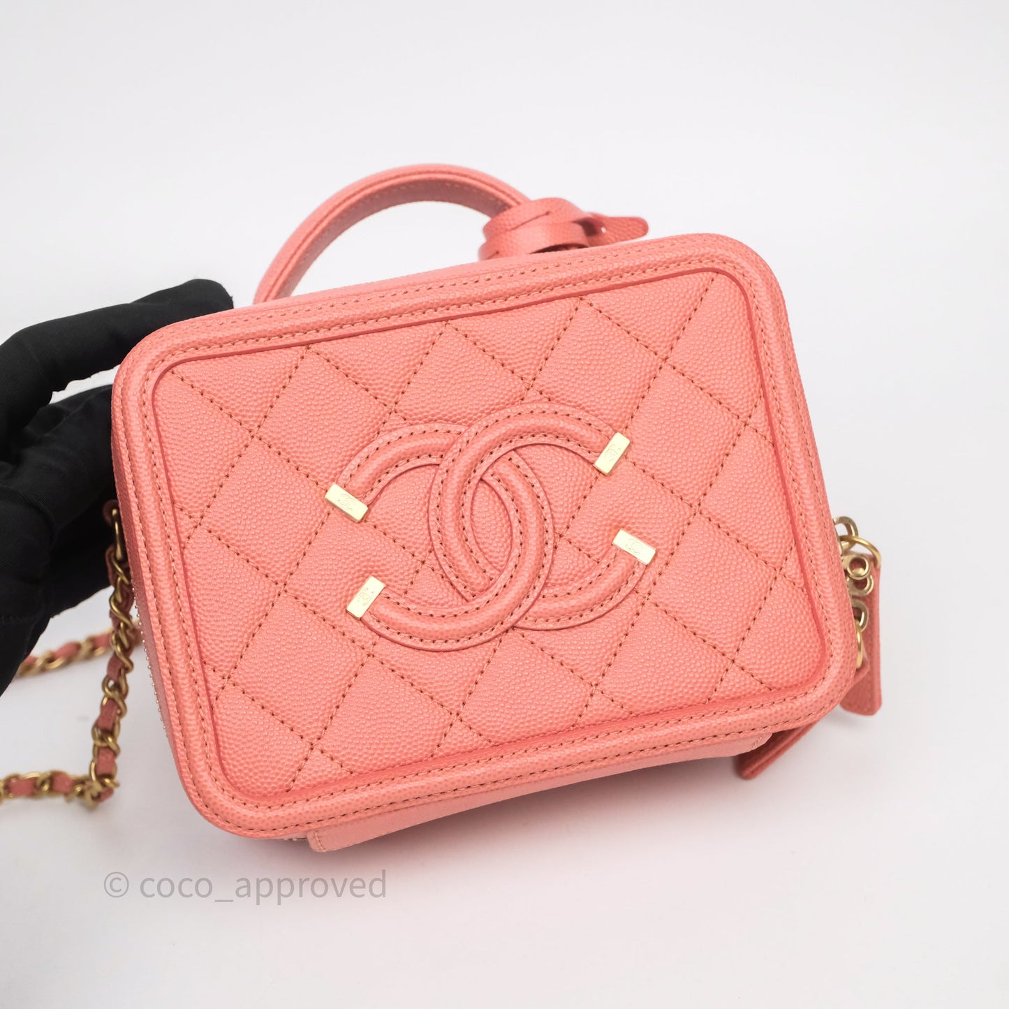 Chanel Quilted Small CC Filigree Vanity Case Pink Caviar Aged Gold Hardware