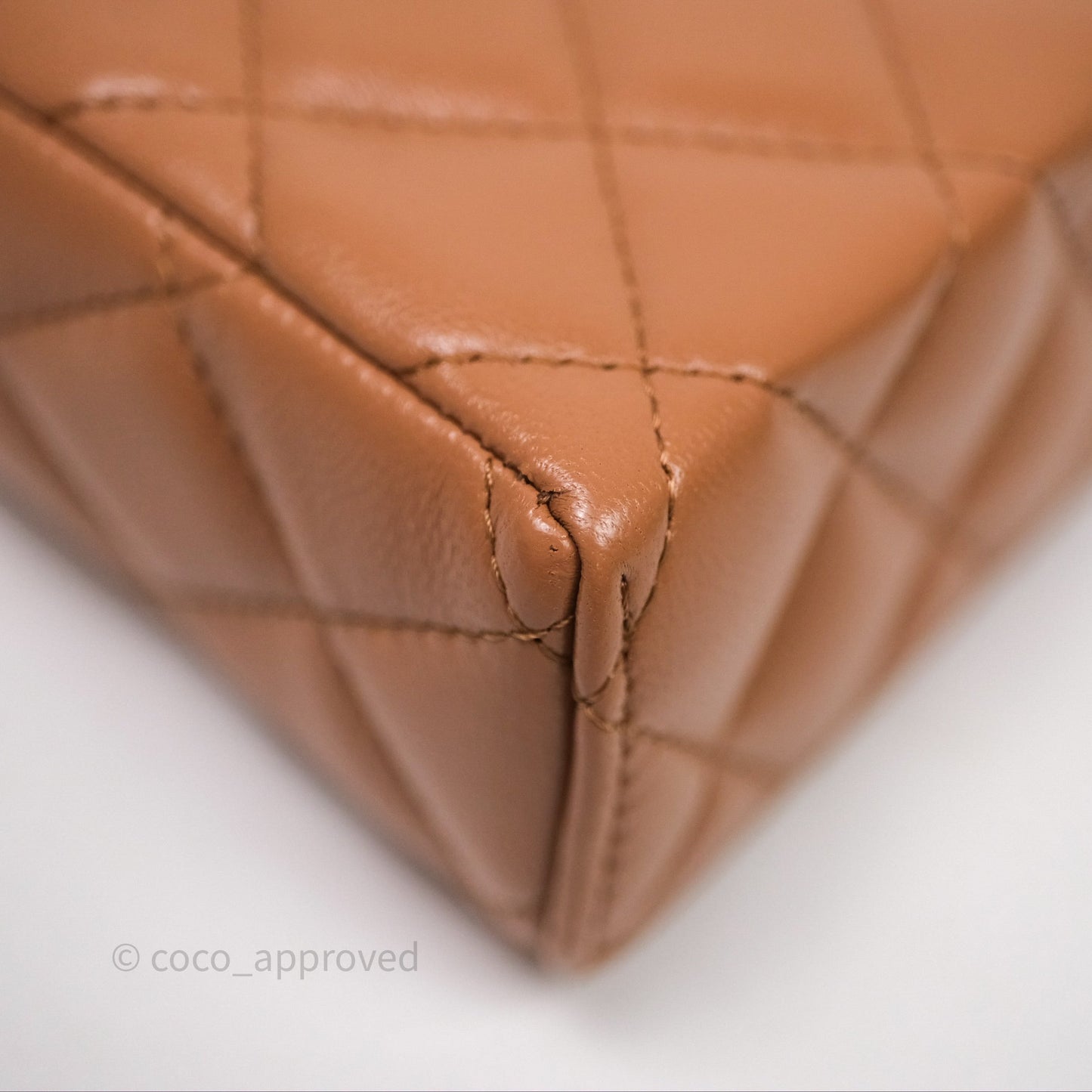 Chanel Top Handle Long Vanity with Chain Caramel Beige Lambskin Gold Hardware 25B
