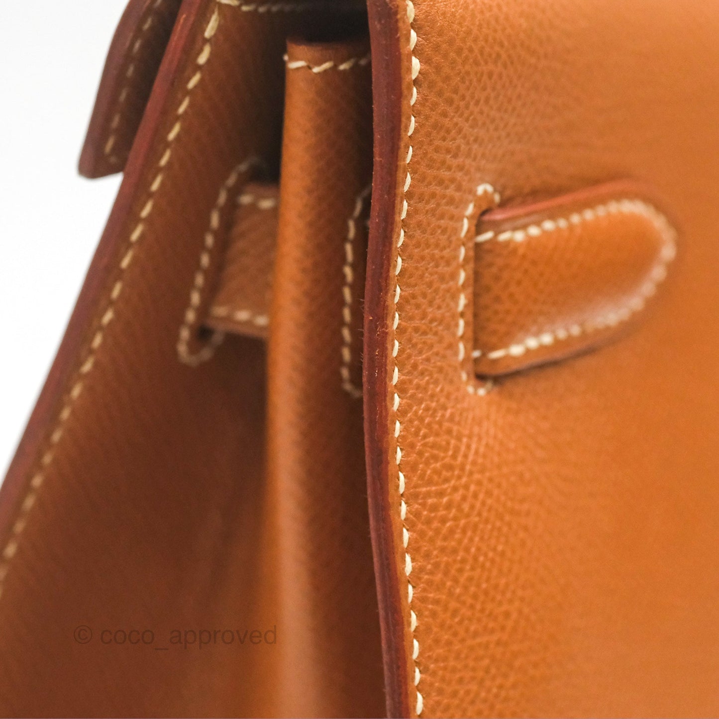 Hermès Kelly 32 Sellier Gold Epsom Gold Hardware