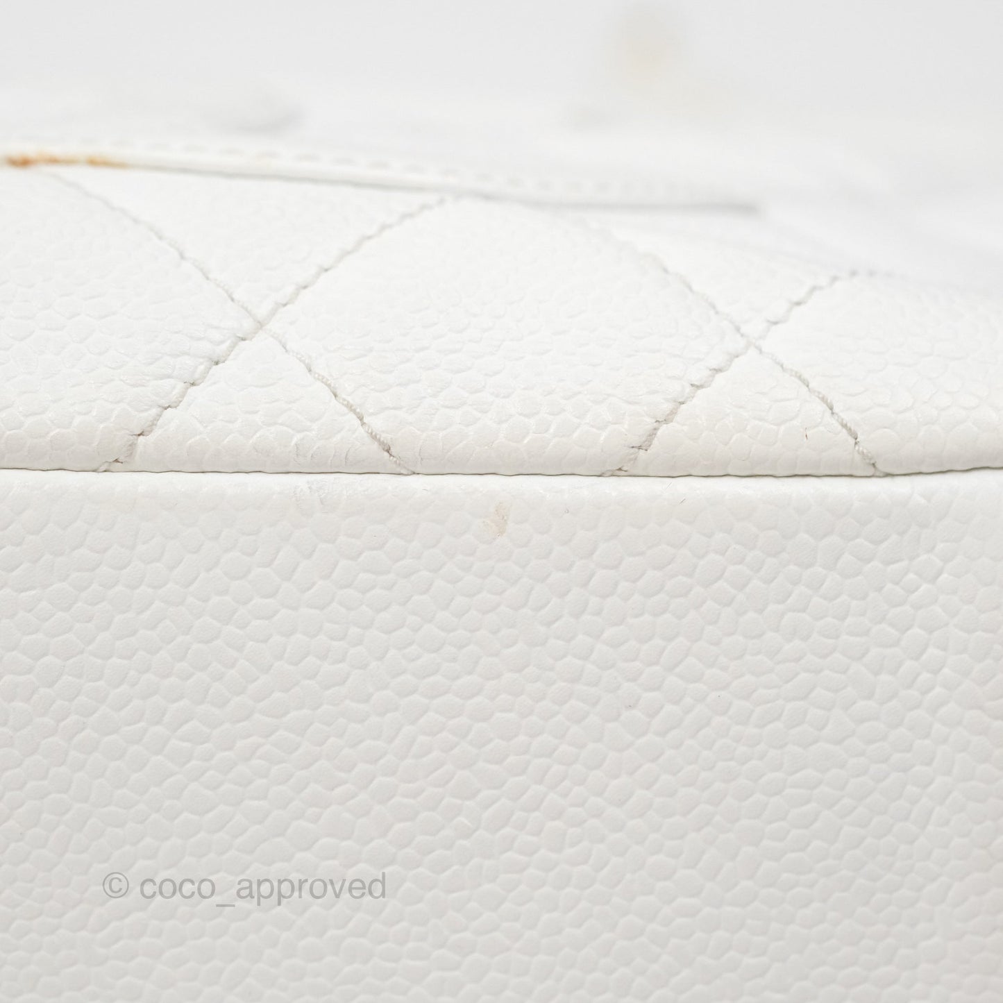 Chanel Vintage CC Quilted Shoulder Bag White Caviar Gold Hardware