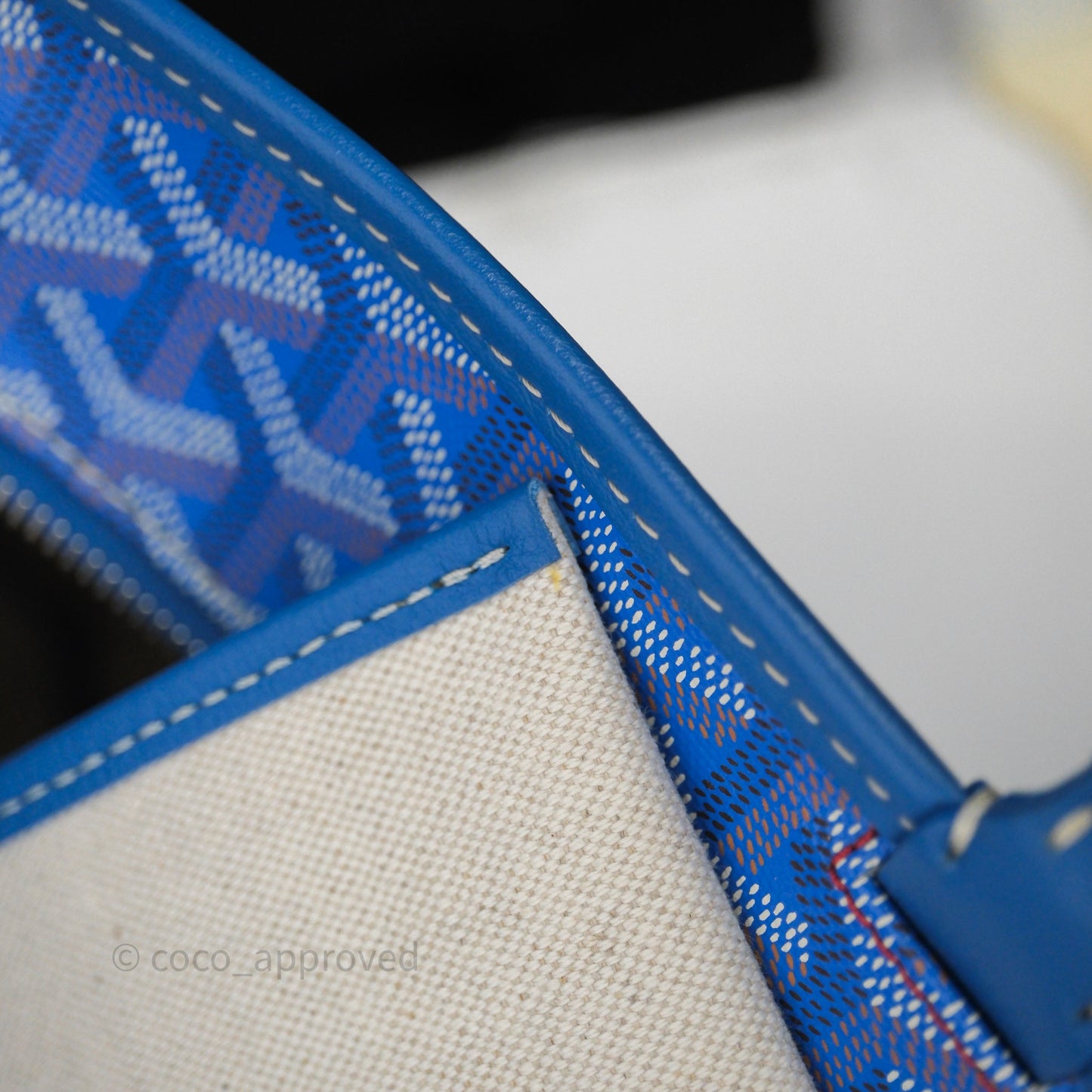 Goyard St Artois Tote MM ⁣⁣⁣⁣⁣⁣⁣⁣⁣⁣⁣⁣⁣⁣⁣⁣⁣⁣⁣⁣Blue Canvas