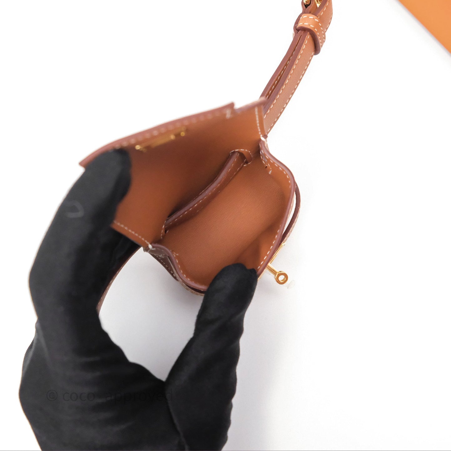 Hermès Kelly Moove Gold 37 Swift Gold Hardware