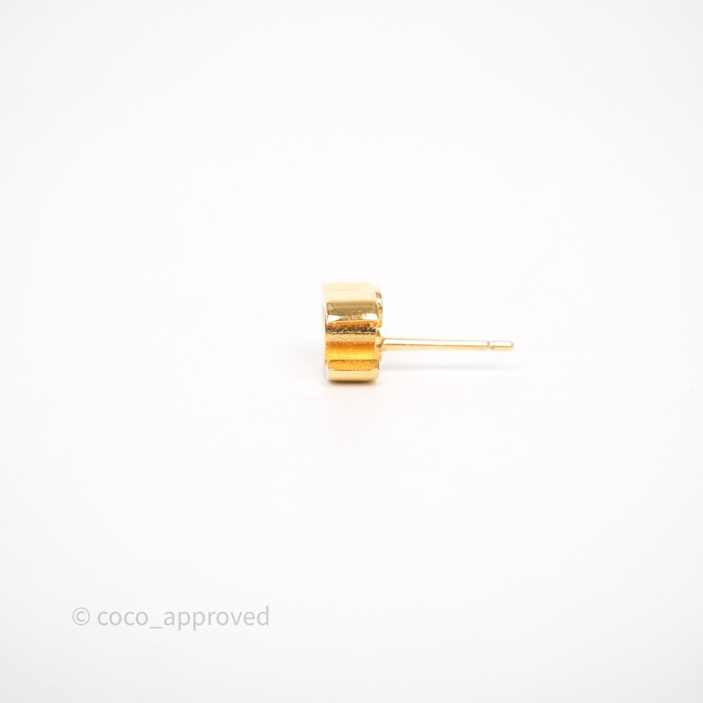 Chanel CC Earrings Gold Tone 26P