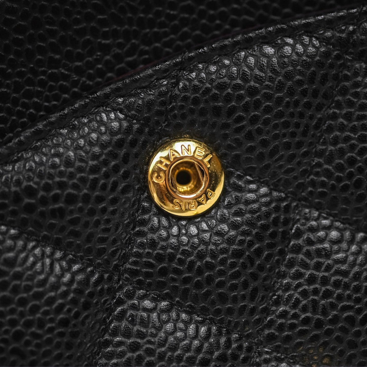 Chanel Classic M/L Medium Flap Quilted Black Caviar Gold Hardware