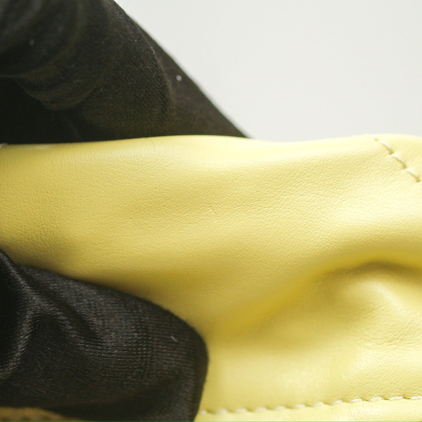 Chanel 22 Small Lime Green Shiny Aged Calfskin Aged Gold Hardware
