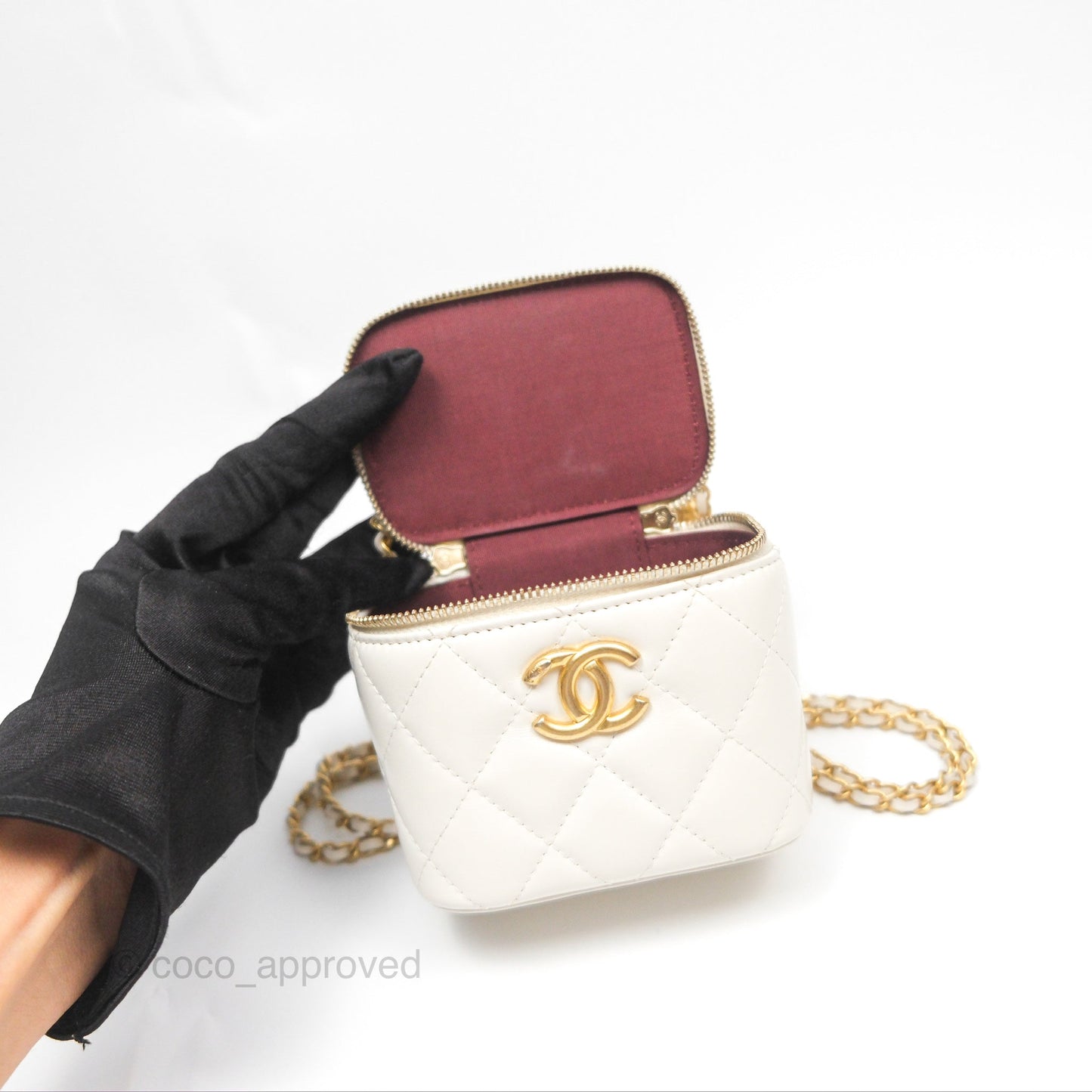Chanel Quilted Mini Perfect Fit Vanity With Chain White Calfskin Aged Gold Hardware