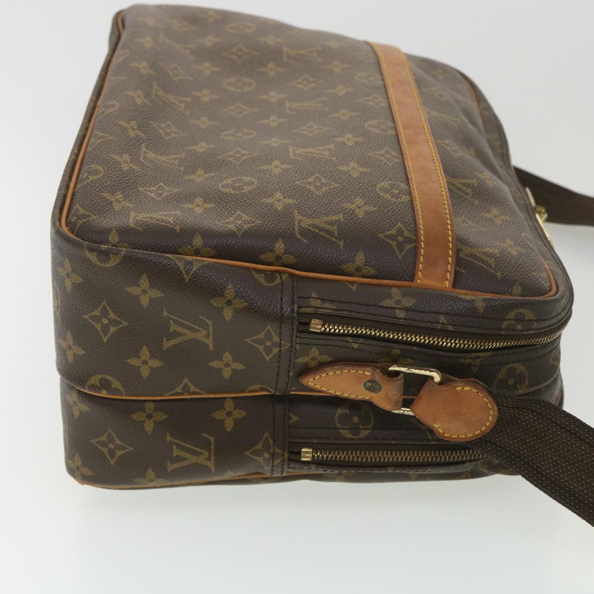 LOUIS VUITTON Monogram Reporter GM Shoulder Bag M45252 LV 38163