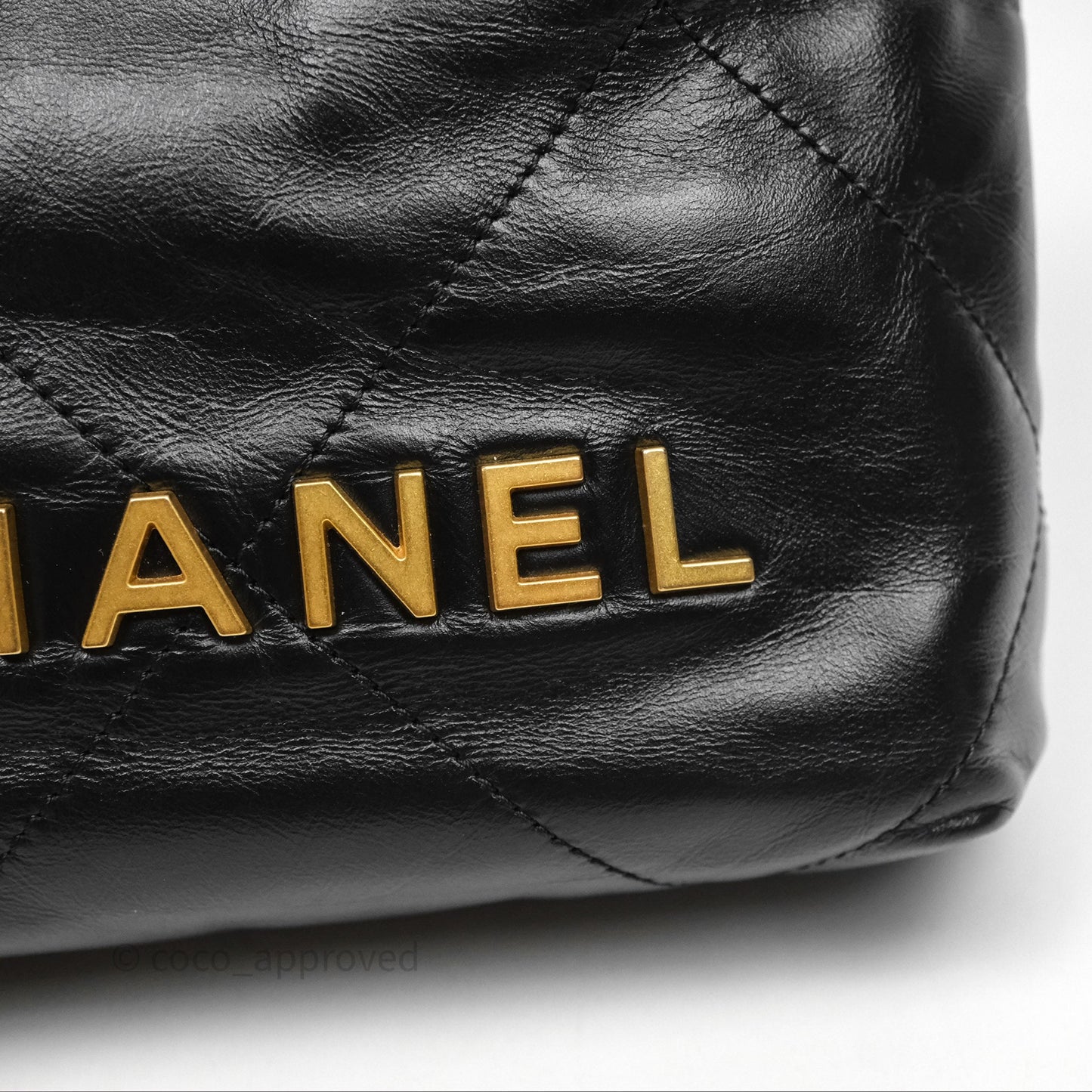 Chanel 22 Mini Bag Black Crumpled Calfskin Aged Gold Hardware