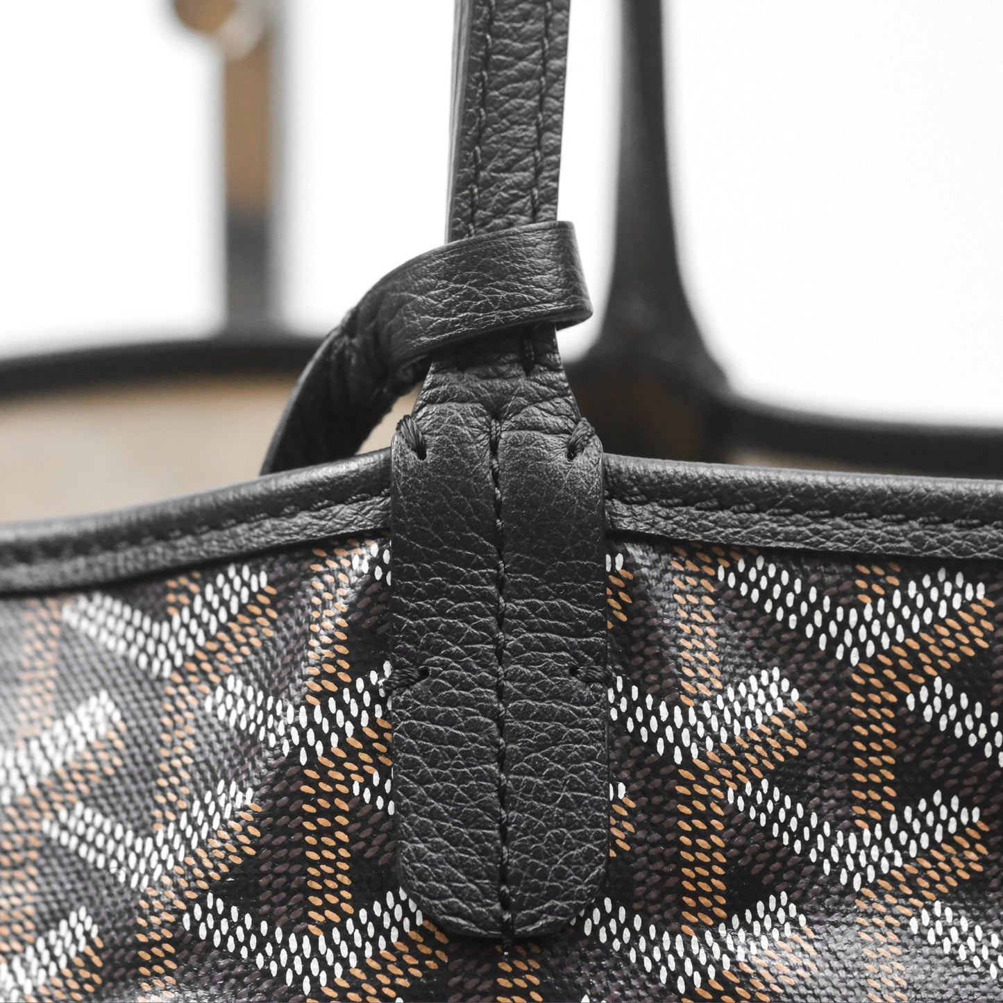 Goyard Saint Louis Tote Bag PM⁣⁣⁣⁣⁣⁣⁣⁣⁣⁣⁣⁣⁣⁣⁣⁣⁣⁣⁣⁣ Black Noir Canvas