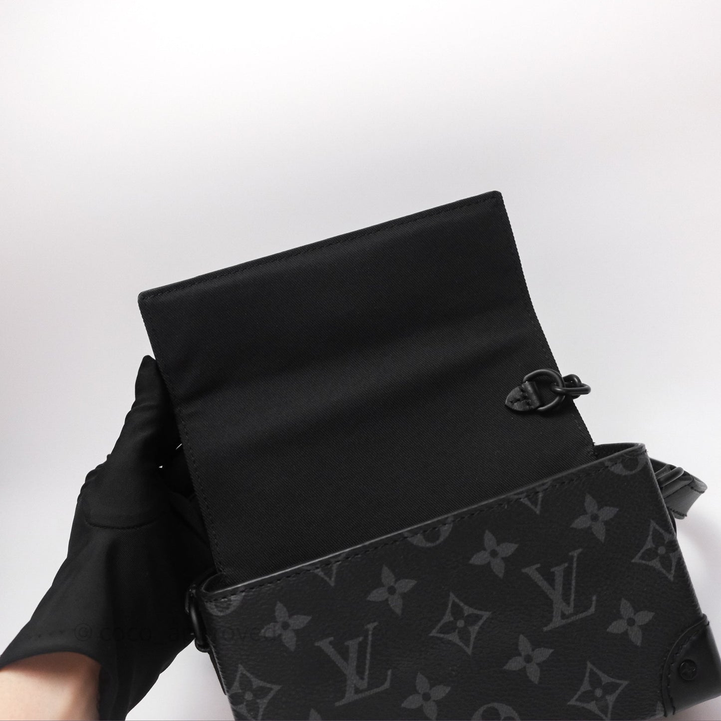 Louis Vuitton Steamer Wearable Wallet Monogram Eclipse Canvas