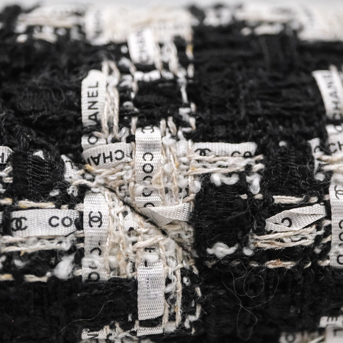 Chanel 19 Small Tweed Houndstooth Black & White Mixed Hardware