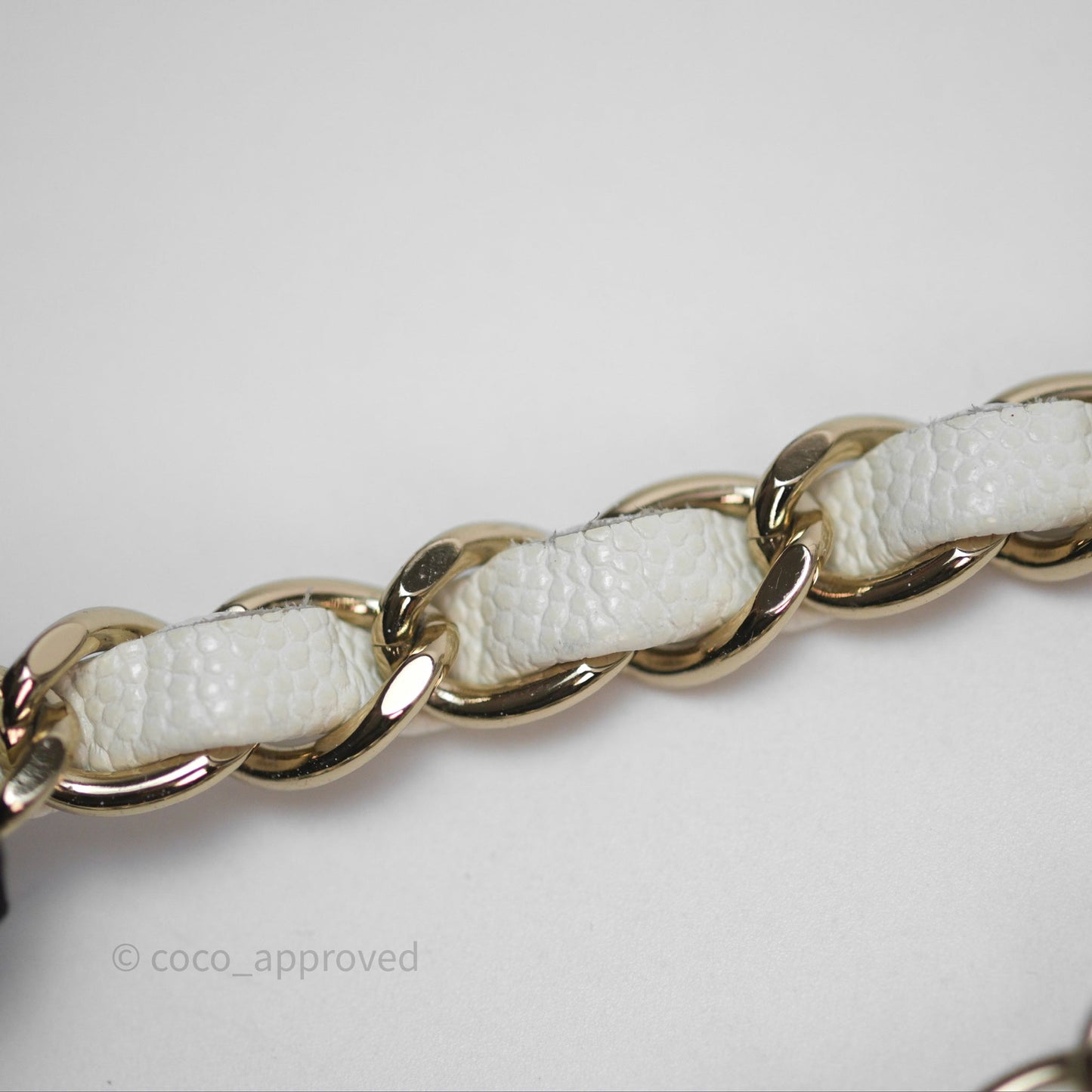 Chanel M/L Medium Classic Flap Quilted White Caviar Gold Hardware