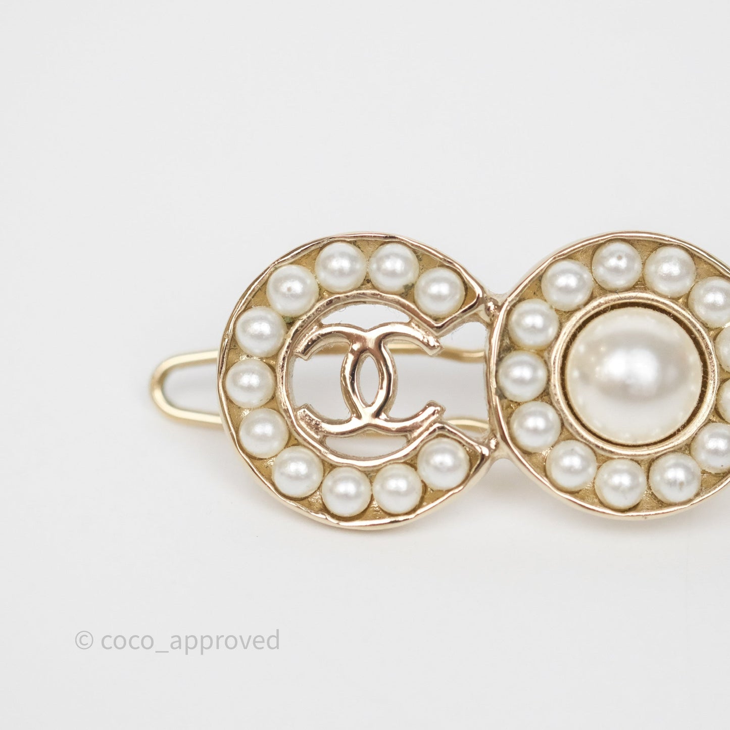 Chanel CC Coco Pearl Hair Clip Gold Tone 21P