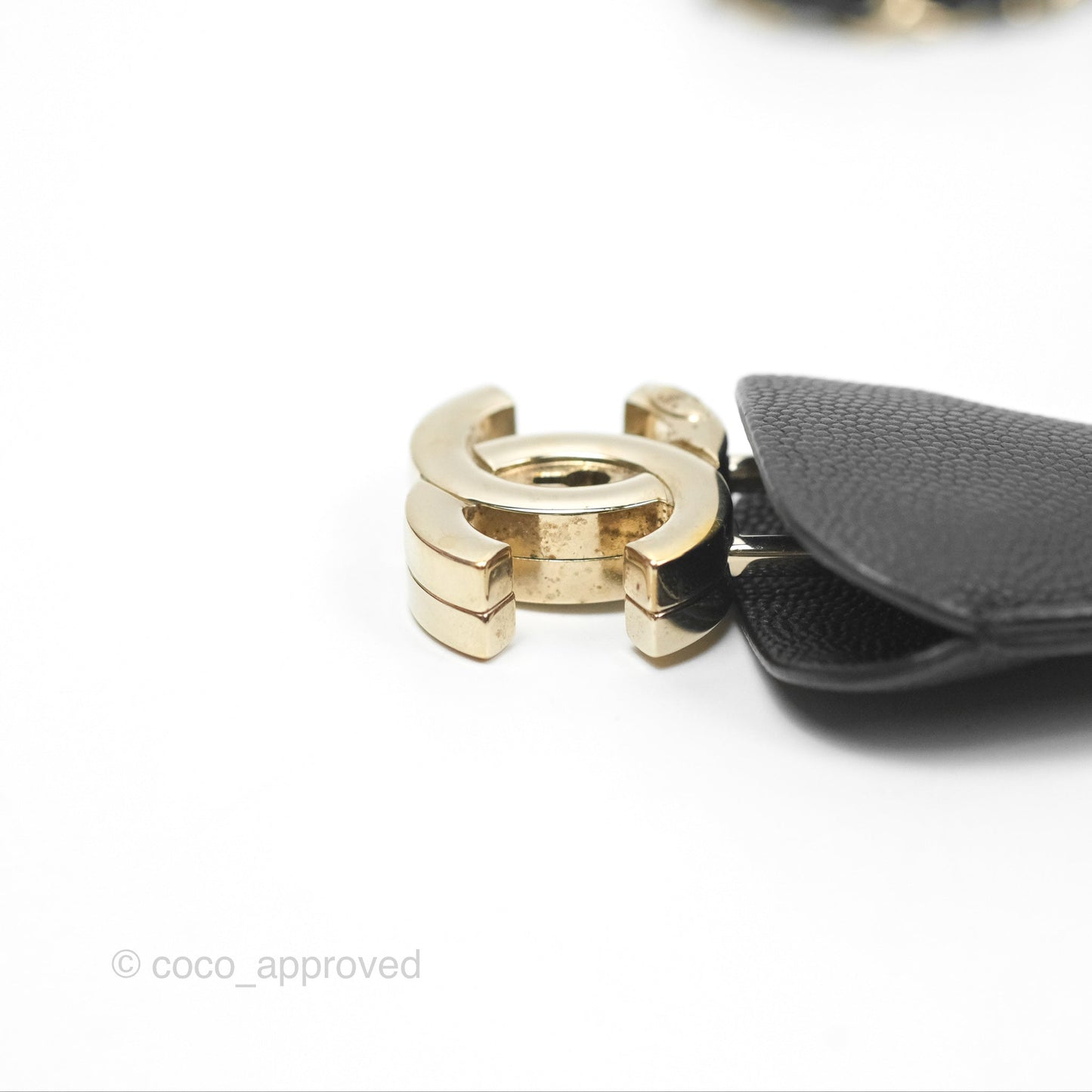Chanel Quilted Medium CC Filigree Vanity Case Black Caviar Gold Hardware