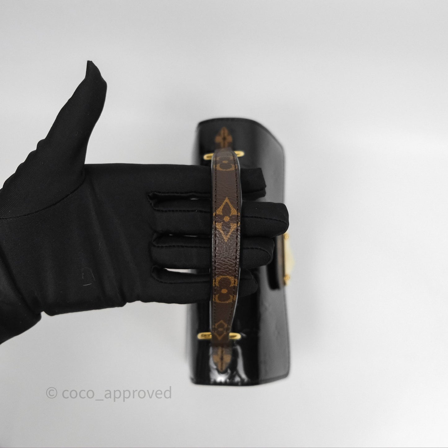 Louis Vuitton Spring Street Vernis Epi Monogram Black