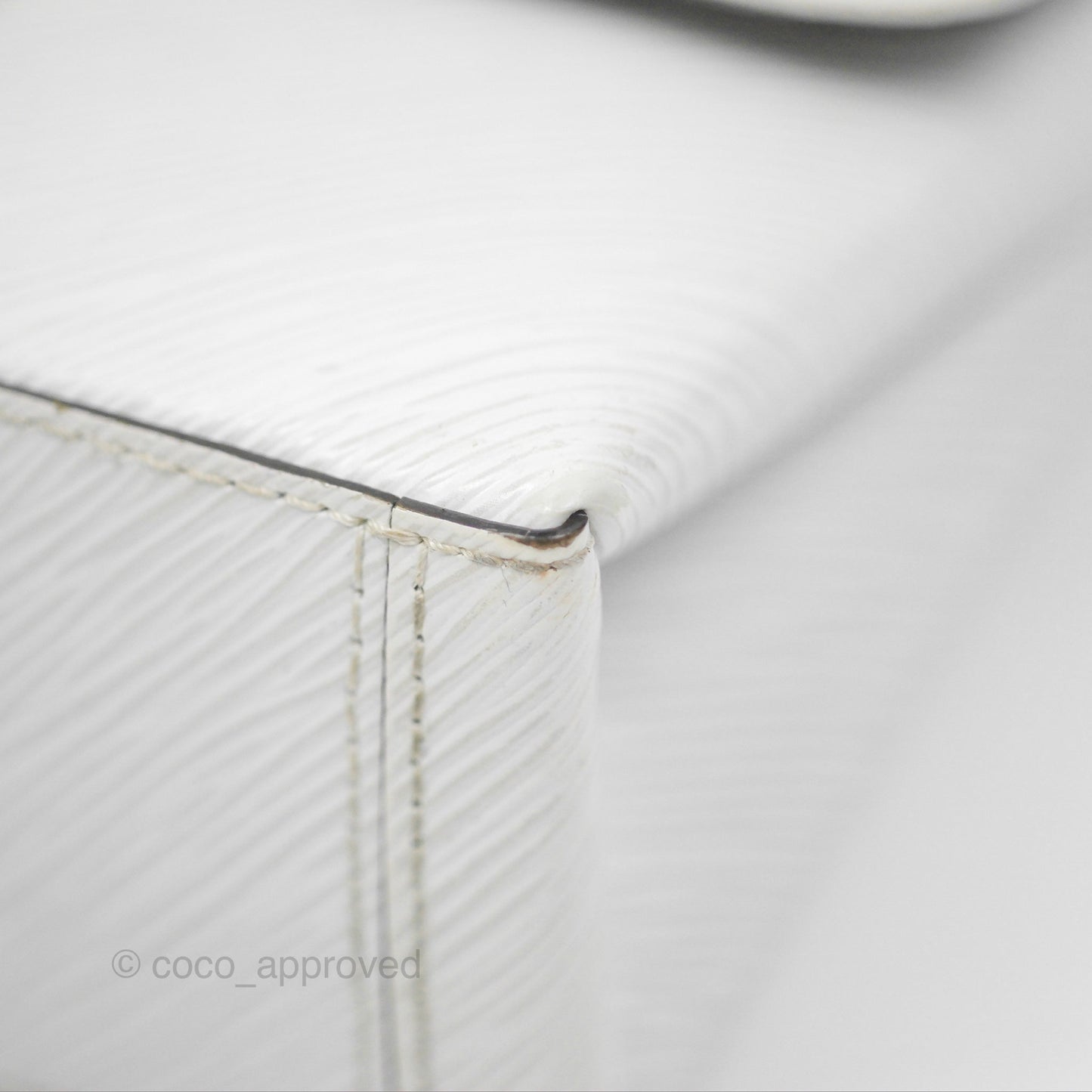 Louis Vuitton Locky BB White Epi