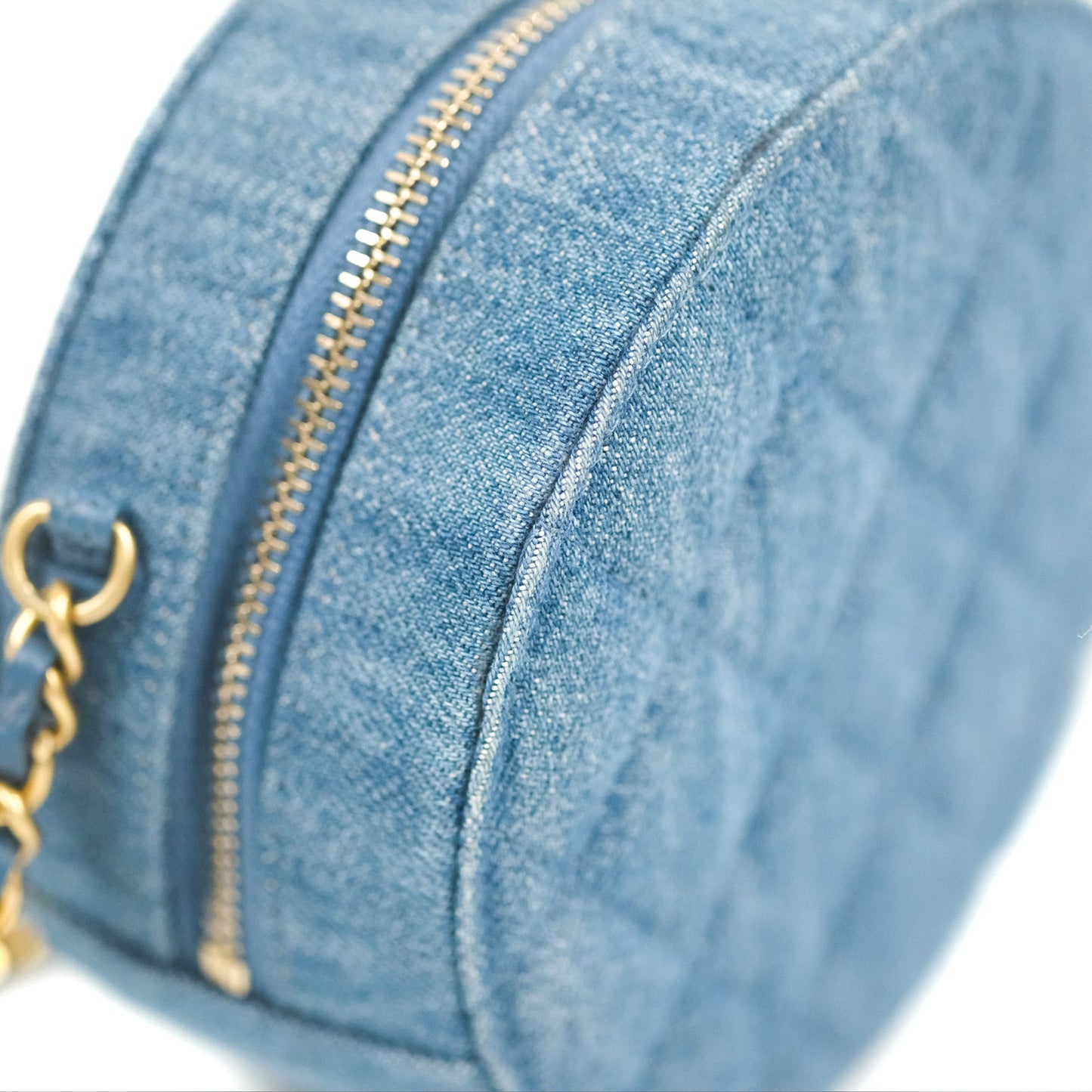 Chanel Quilted Pearl Crush Round Clutch With Chain Denim Aged Gold Hardware