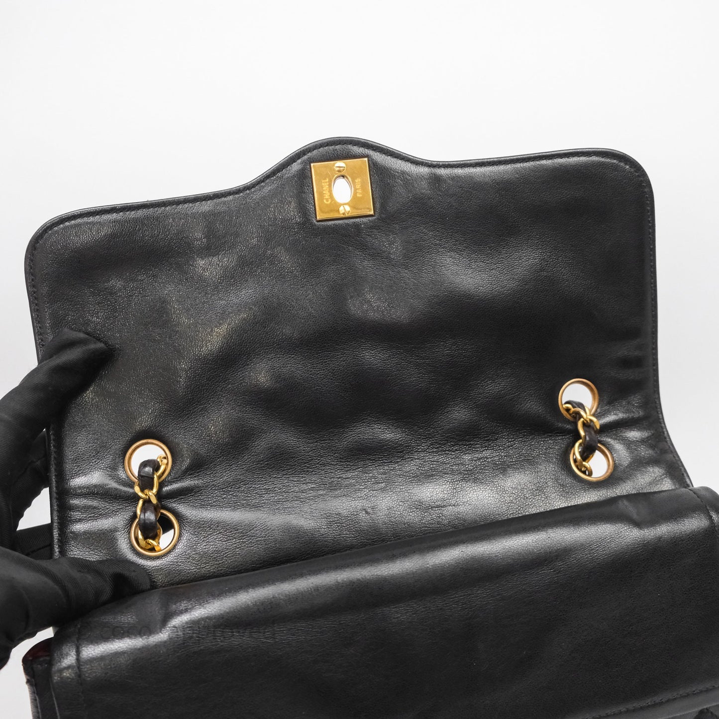 Chanel Quilted Vintage Flap Bag Lambskin Black 24K Gold Hardware