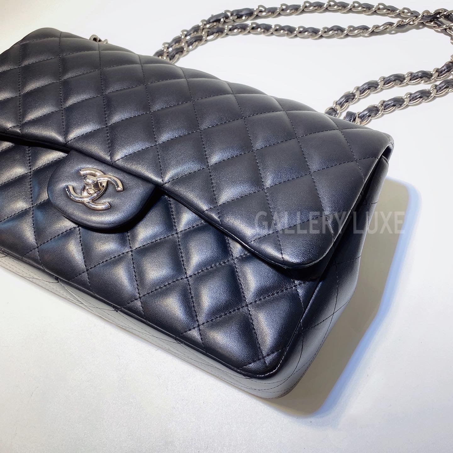 No.001204-Chanel Lambskin Classic Jumbo Flap Bag