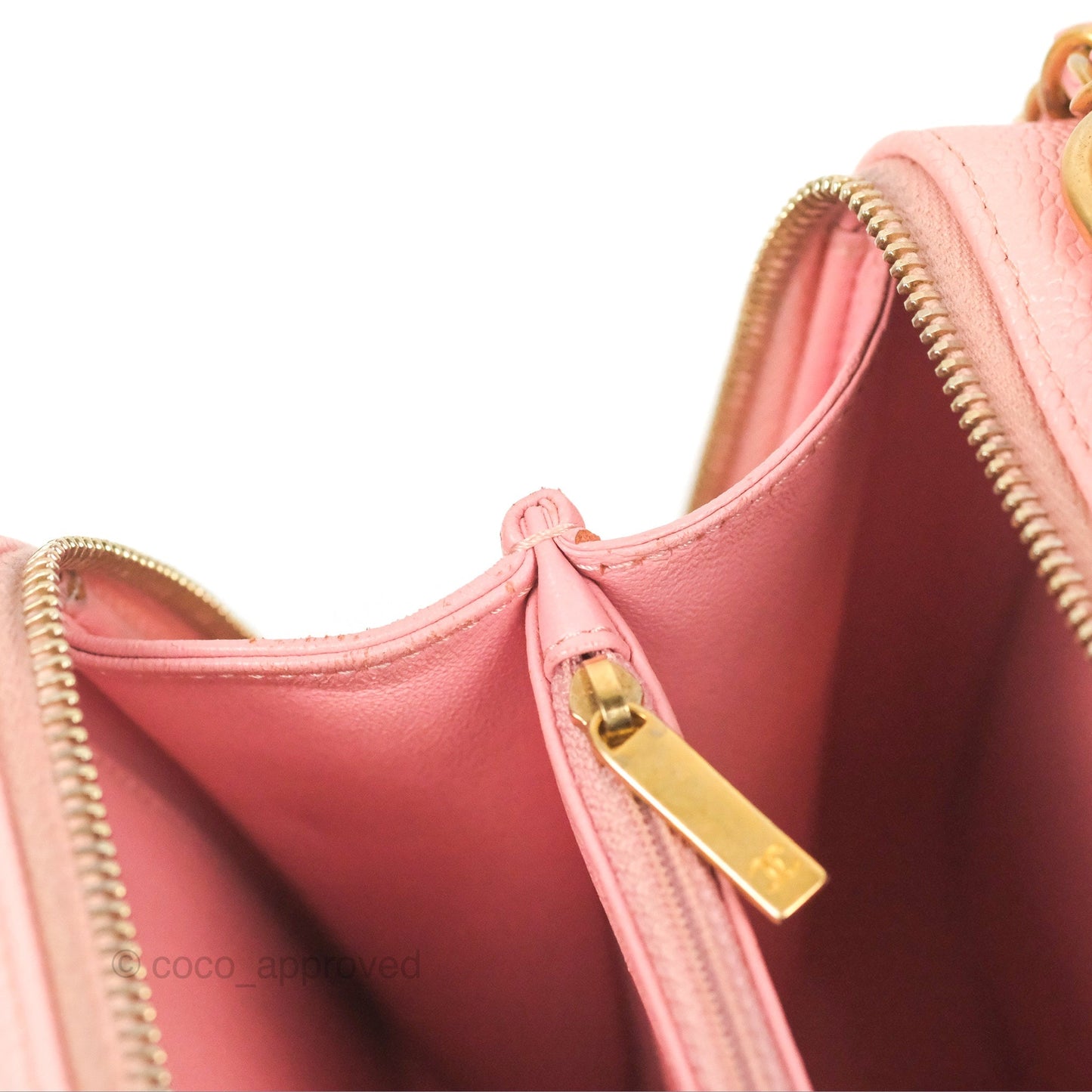 Chanel Quilted Medium CC Filigree Vanity Case Pink Caviar Gold Hardware