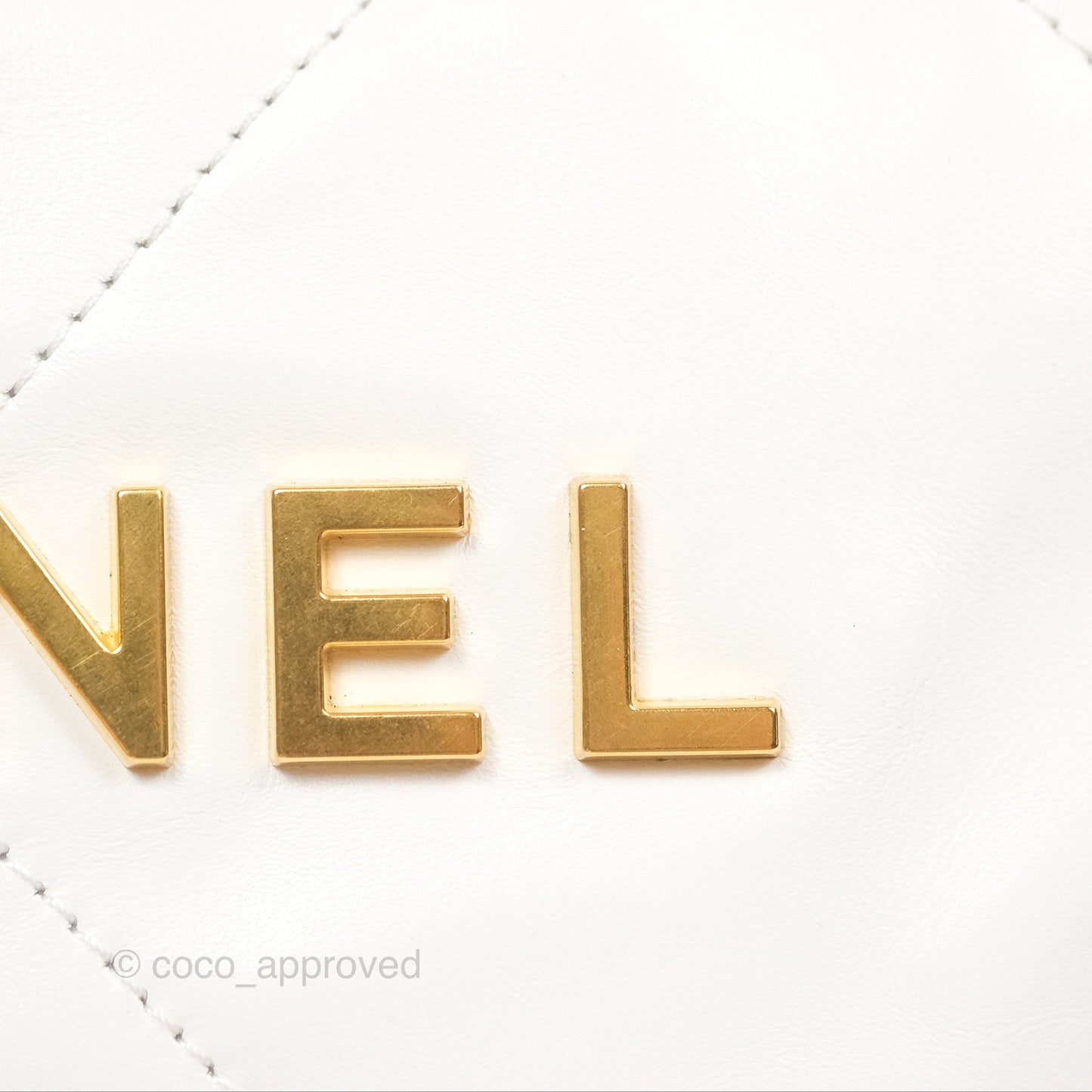 Chanel 22 Small White Shiny Calfskin Aged Gold Hardware