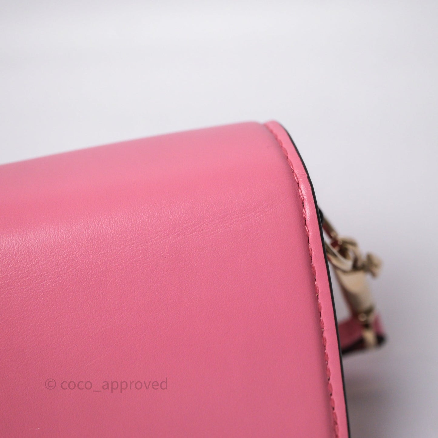 Valentino Garavani Locò Small Shoulder Bag Pink Calfskin Gold Hardware