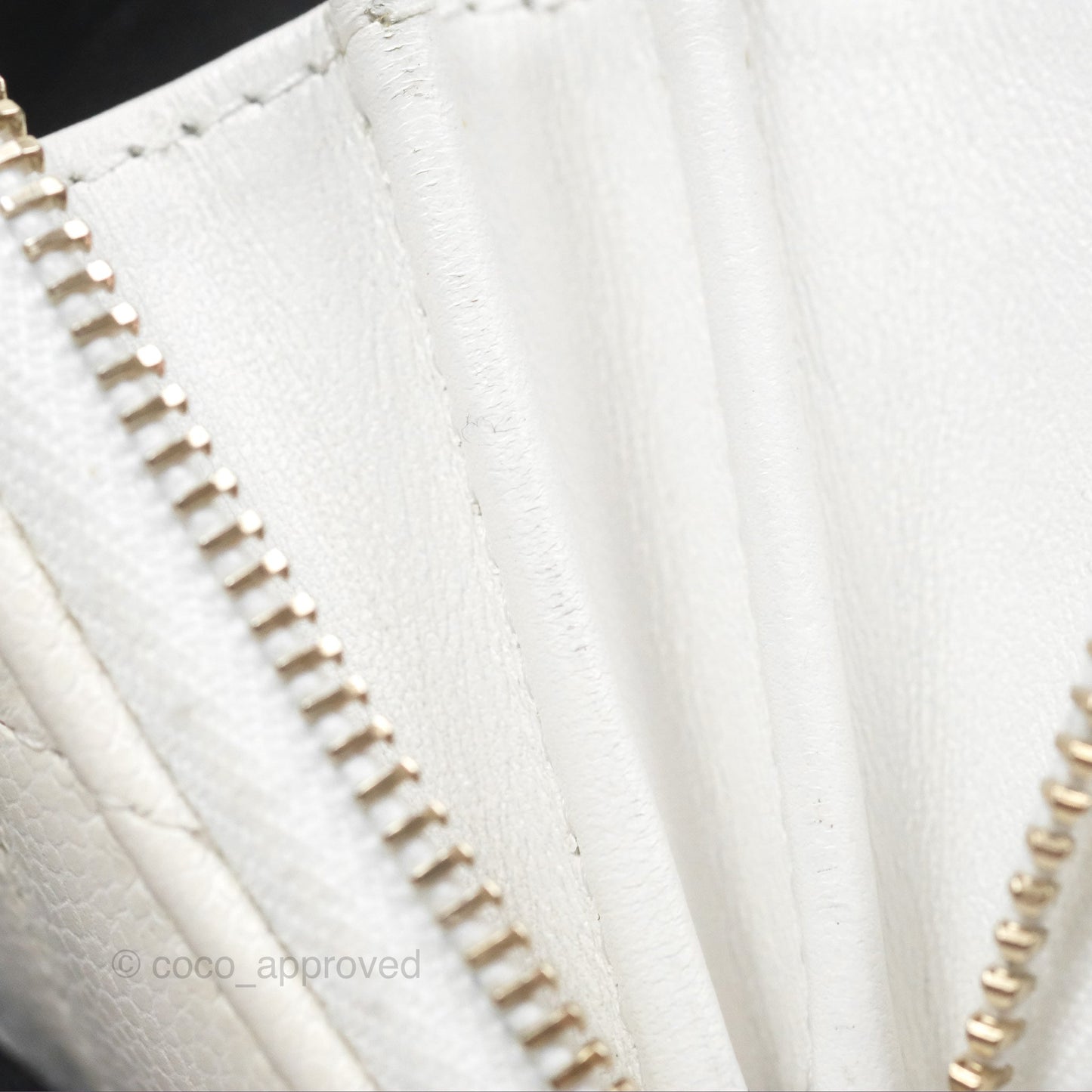 Chanel Classic Zipped Coin Purse White Caviar Gold Hardware