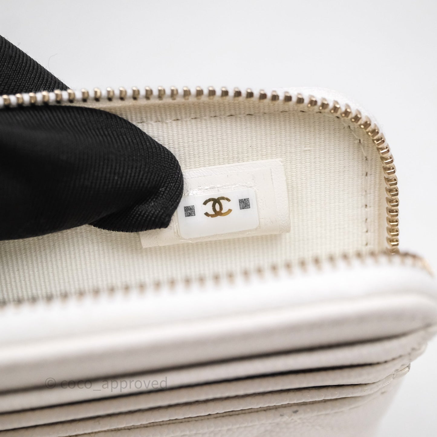 Chanel Quilted Classic Zip Card Holder Wallet White Caviar Gold Hardware