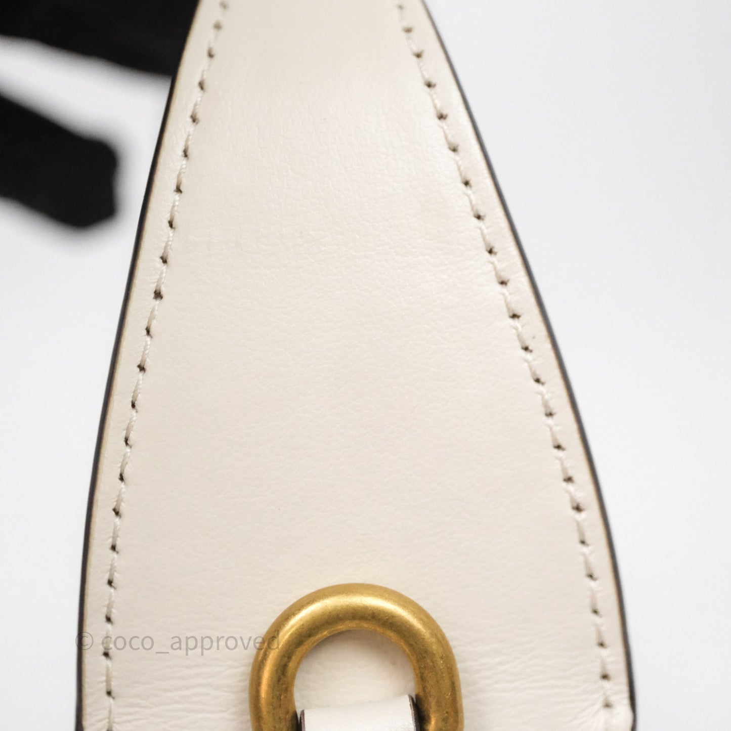 Gucci GG Marmont Half Moon-shaped Hobo Bag White