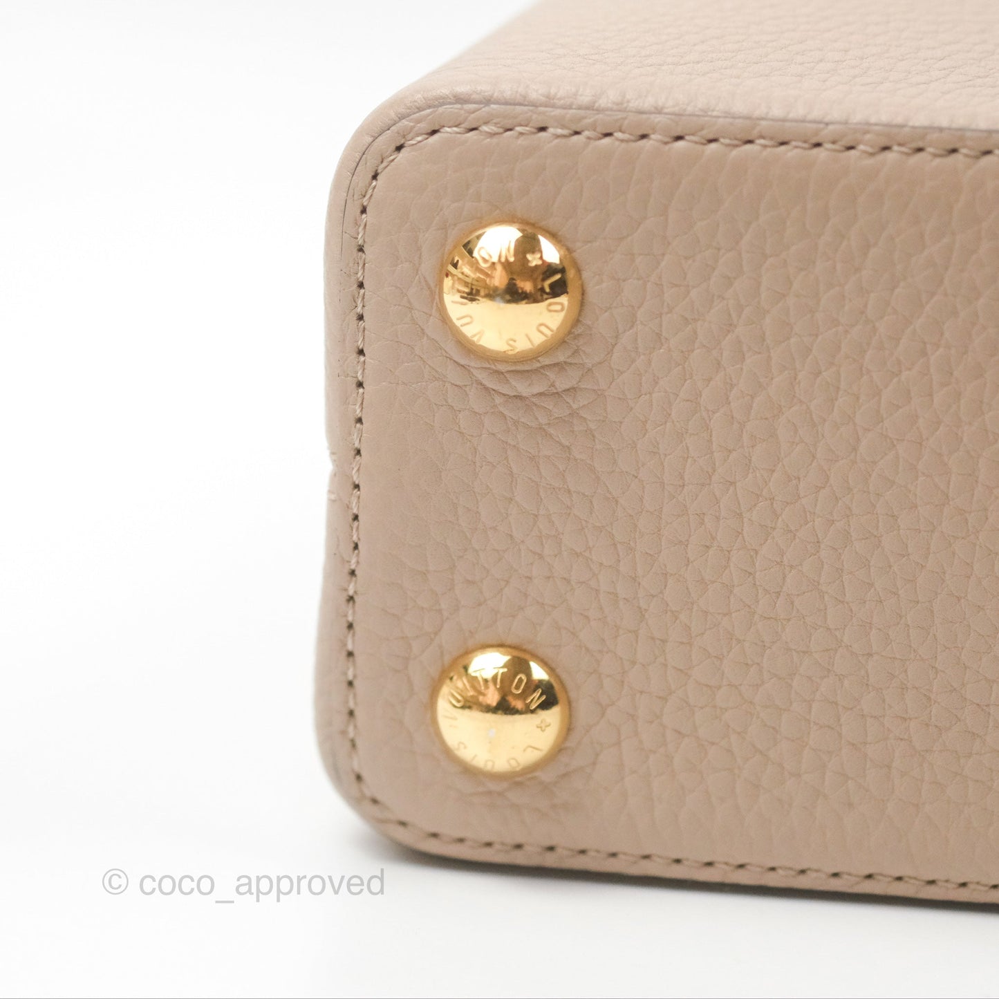 Louis Vuitton Taurillon Capucines BB Galet