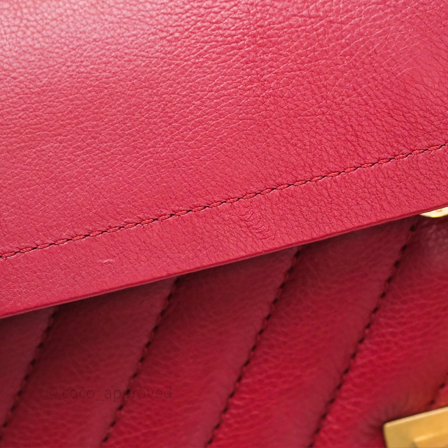 Chanel Reissue 225 Chevron Red Aged Calfskin Aged Gold Hardware