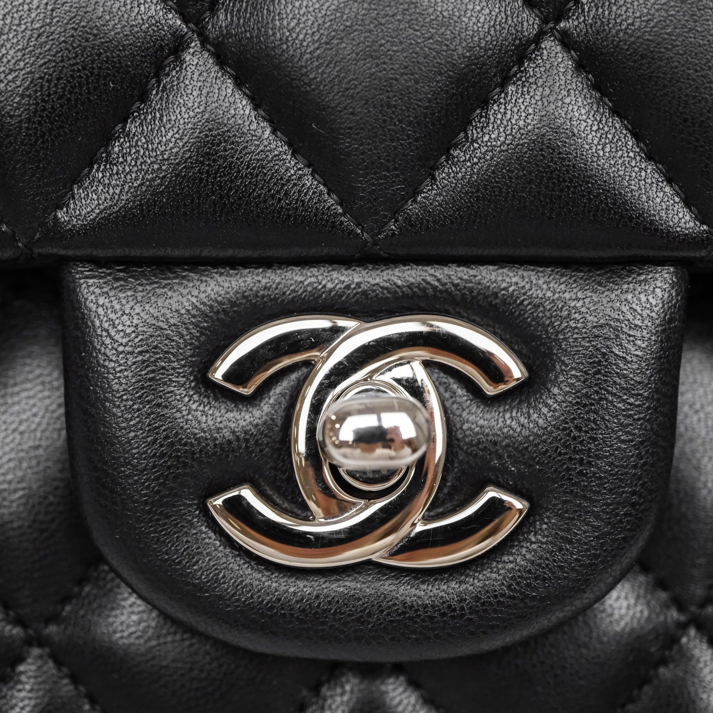 Chanel Classic M/L Medium Flap Quilted Black Lambskin Silver Hardware