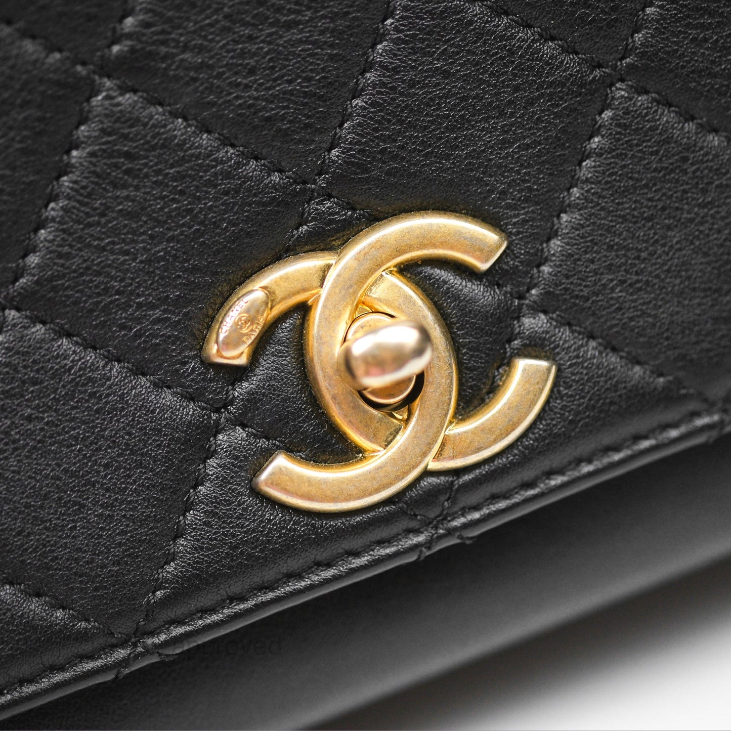 Chanel Pearl Chain Bag Black Calfskin Aged Gold Hardware