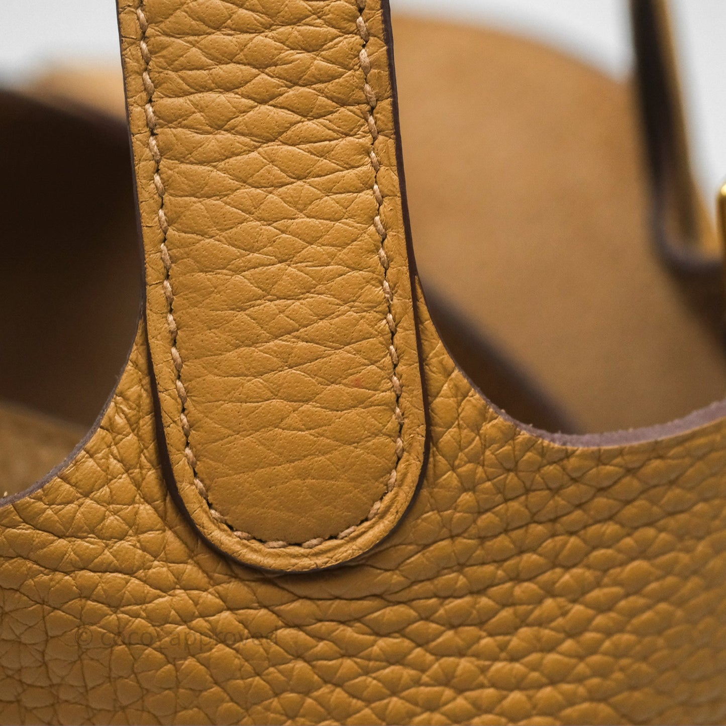 Hermès Picotin Lock 18 Biscuit 48 Clemence Gold Hardware