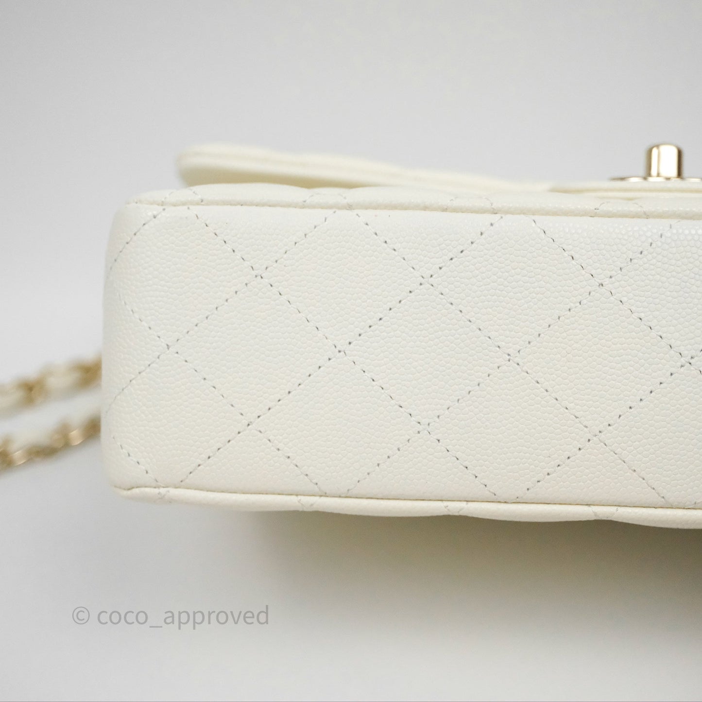 Chanel Classic M/L Medium Flap Quilted Ivory White Caviar Gold Hardware