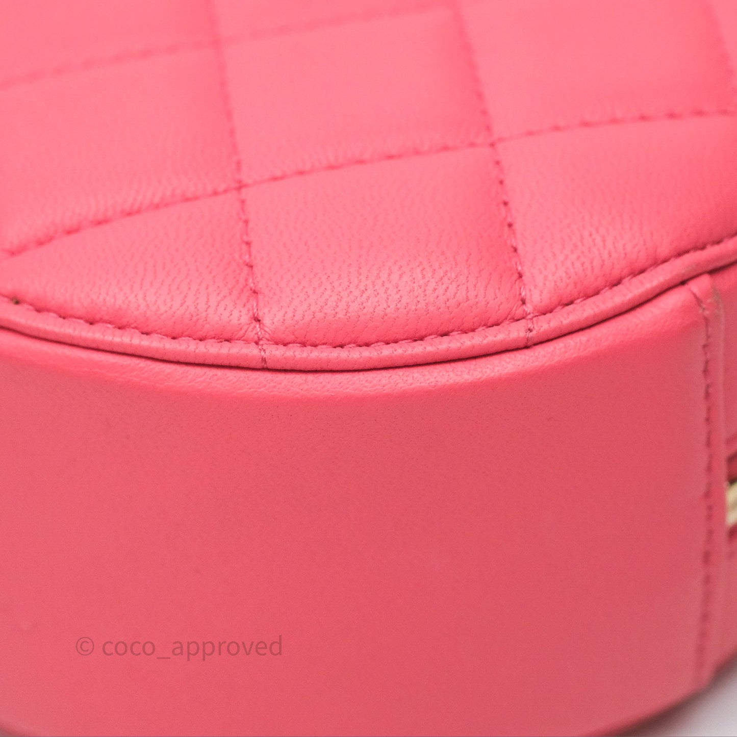 Chanel Quilted Pearl Crush Round Clutch With Chain Pink Lambskin Aged Gold Hardware