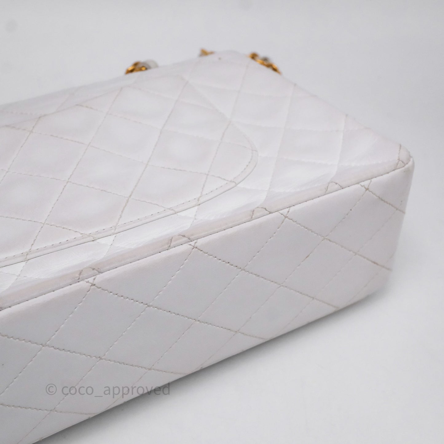 Chanel Classic Vintage Double Flap M/L White Lambskin 24K Gold Hardware