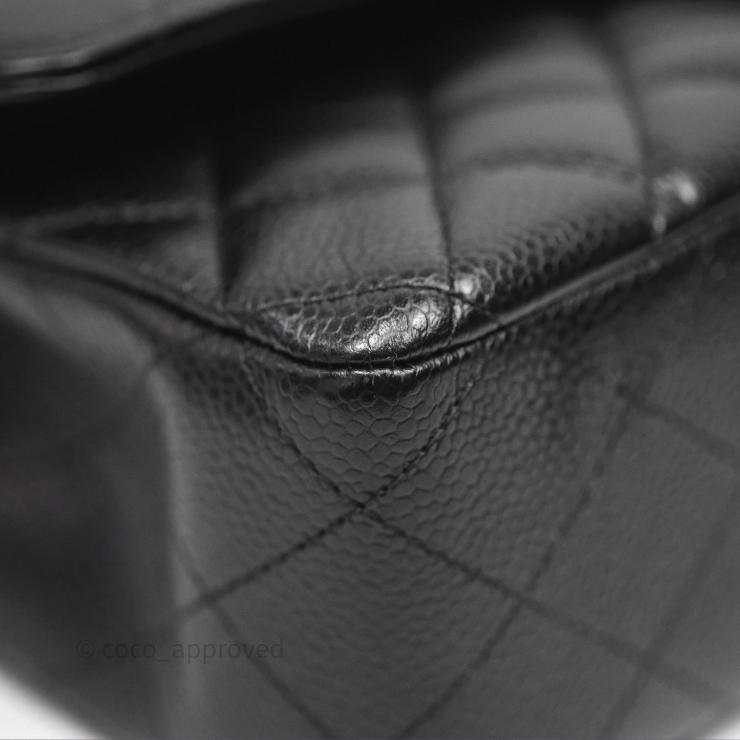 Chanel Classic M/L Medium Flap Quilted Black Caviar Gold Hardware