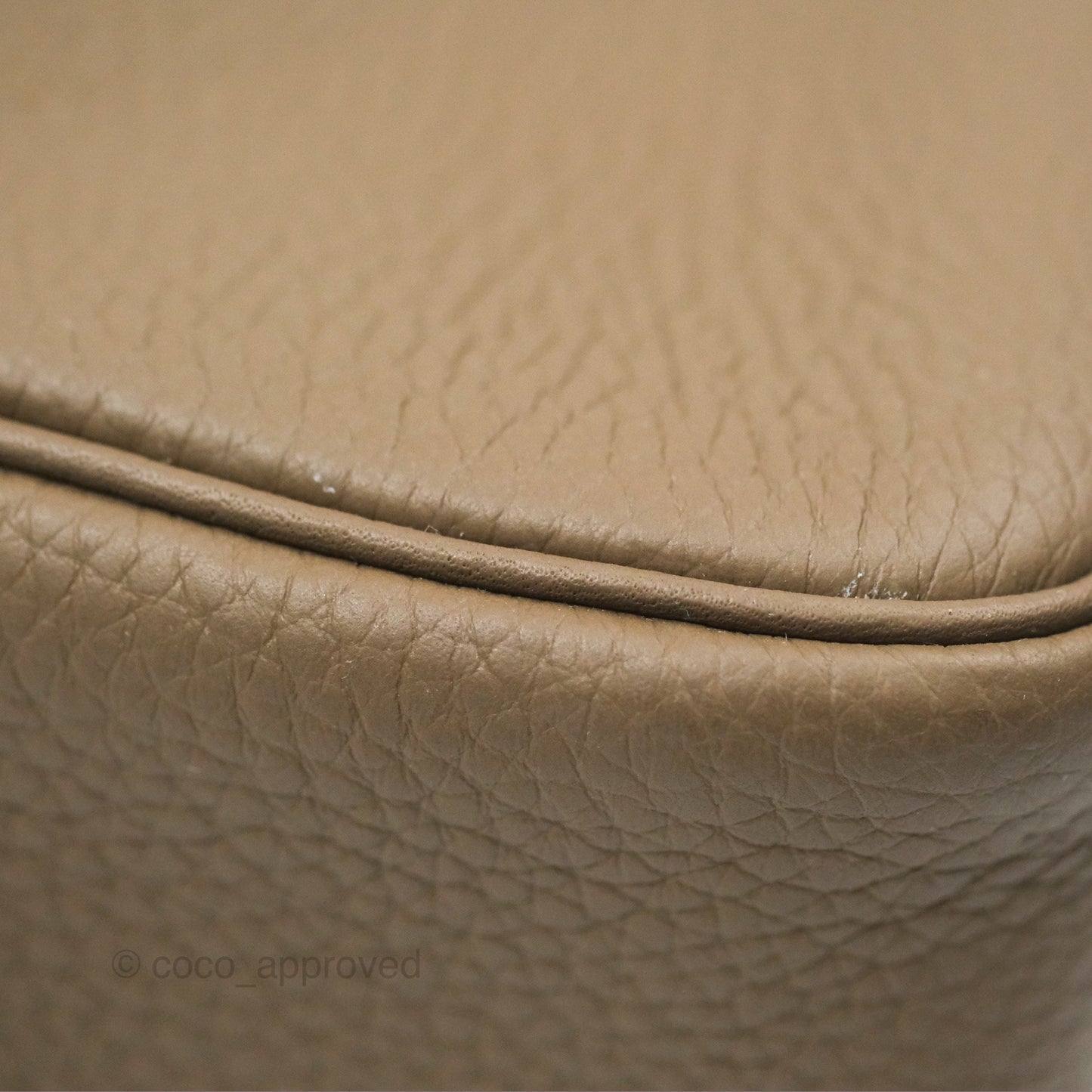 Hermès Lindy 26 Etoupe Clemence Gold Hardware