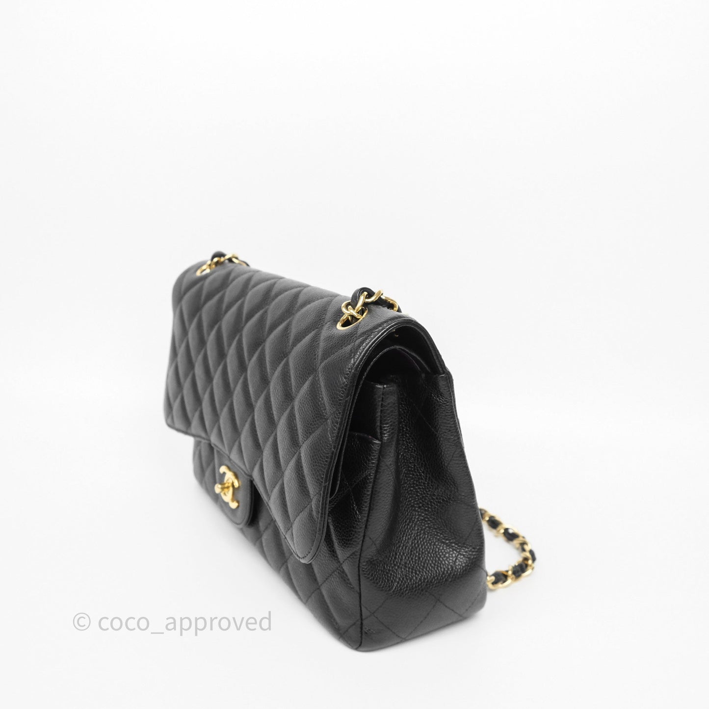Chanel Jumbo Double Flap Quilted Black Caviar Gold Hardware⁣⁣