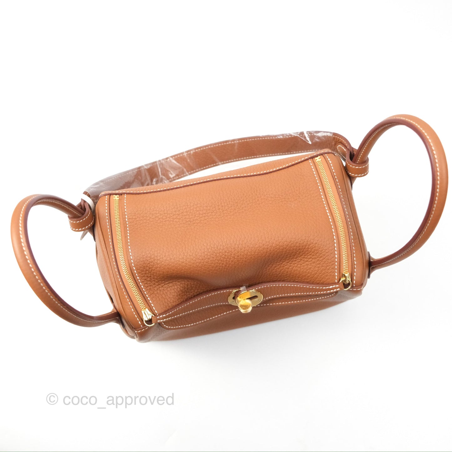 Hermès Lindy 26 Gold Taurillon Clemence Gold Hardware